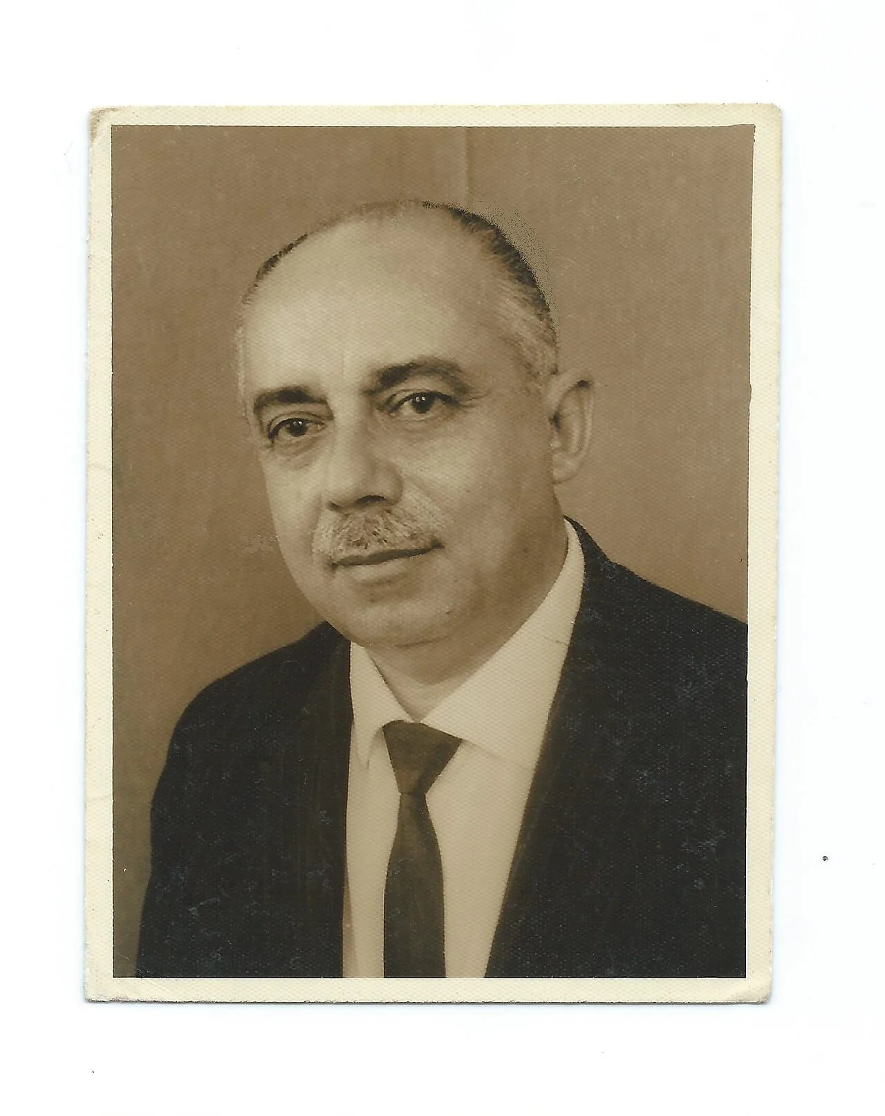 Porträt von Antunes de Oliveira (1911–1988) – Gedenkseite