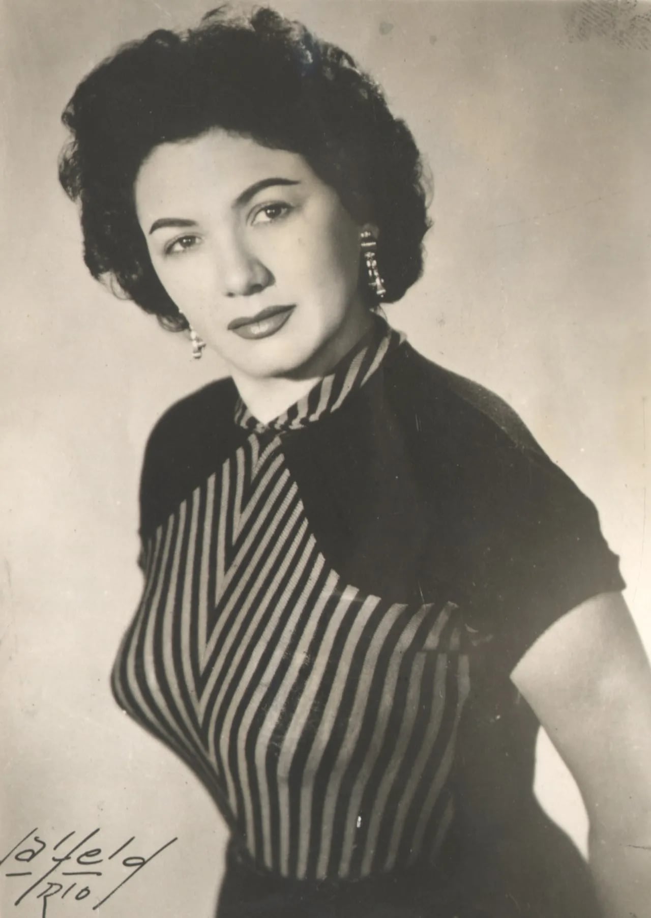 Porträt von Violeta Cavalcanti (1923–2014) – Gedenkseite