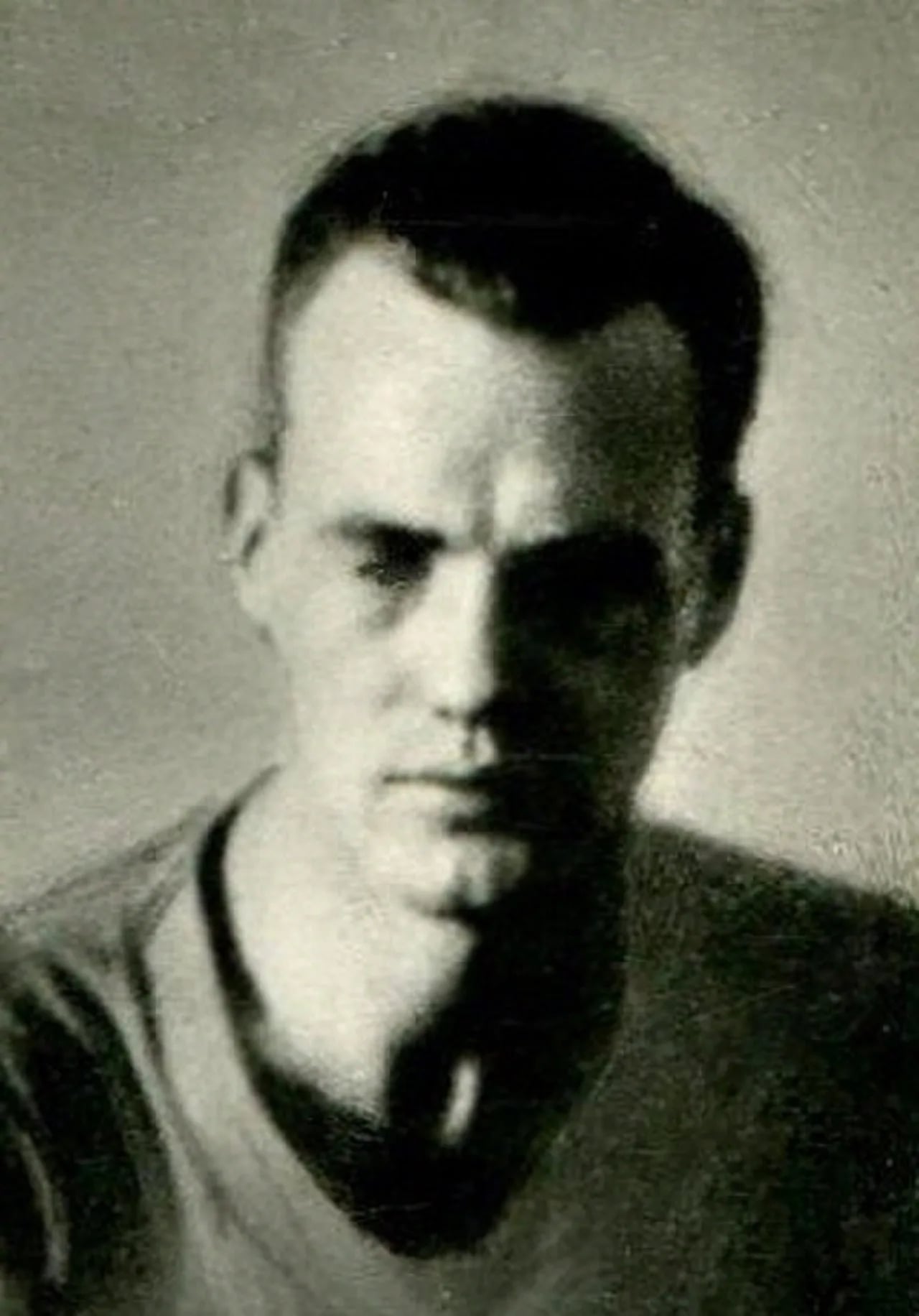 Portrait of Rune Carlsson (1909–1943) – memorial page