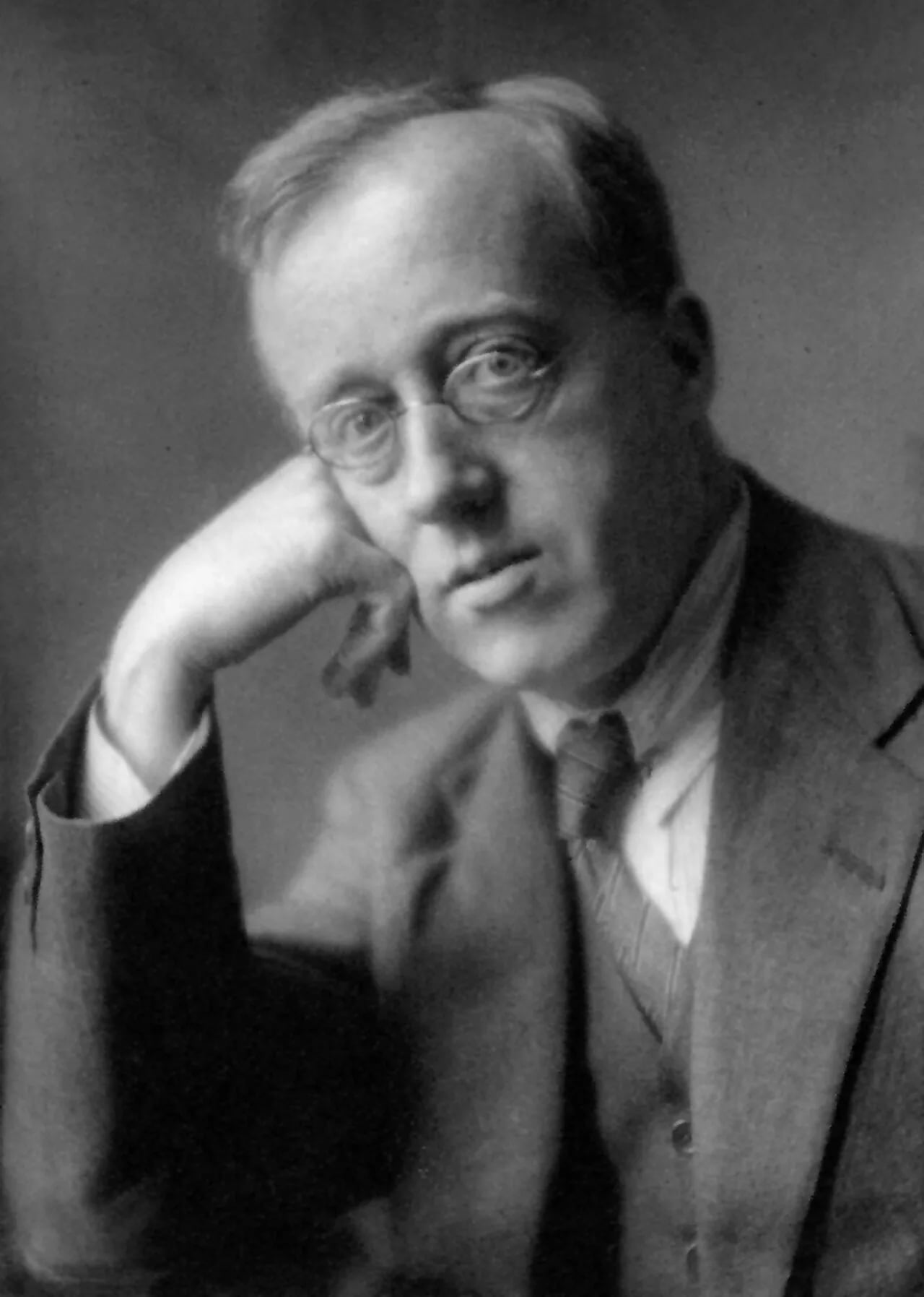 Portrait of Gustav Holst (1874–1934) – memorial page