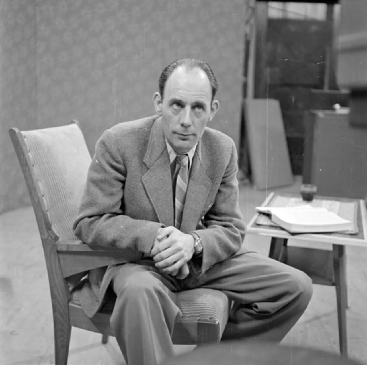 Portrait of Han Bentz van den Berg (1917–1976) – memorial page