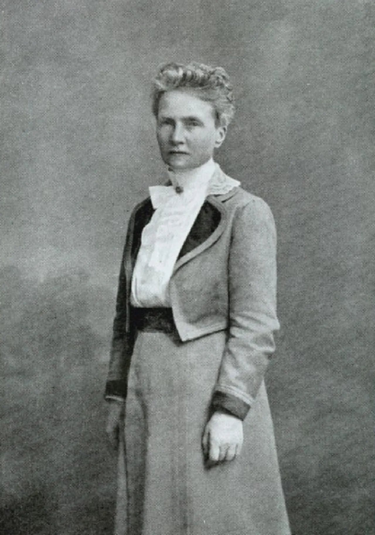 Portrait of Hanna Adler (1859–1947) – memorial page