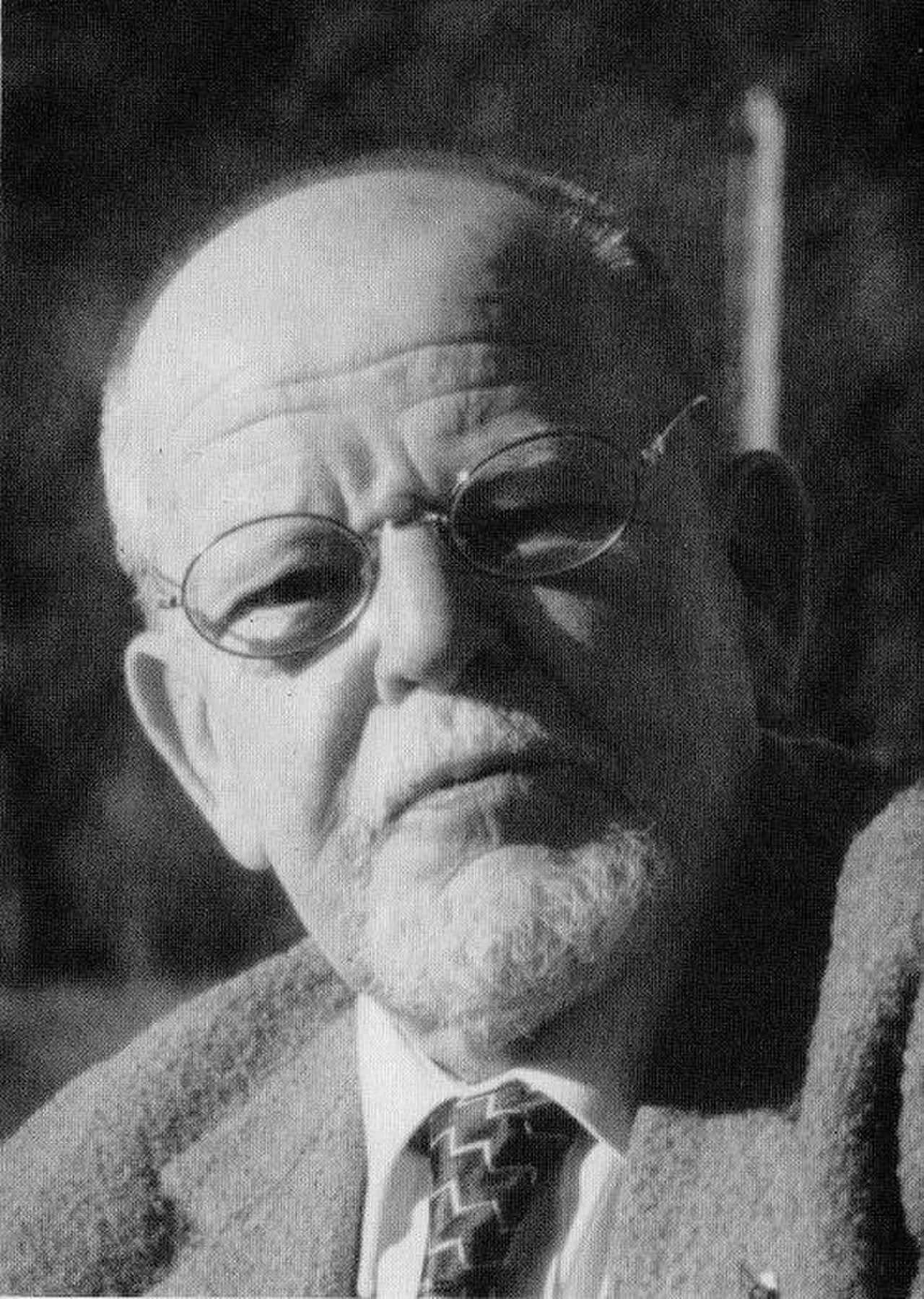 Portrait of Claude Ballif (1924–2004) – memorial page