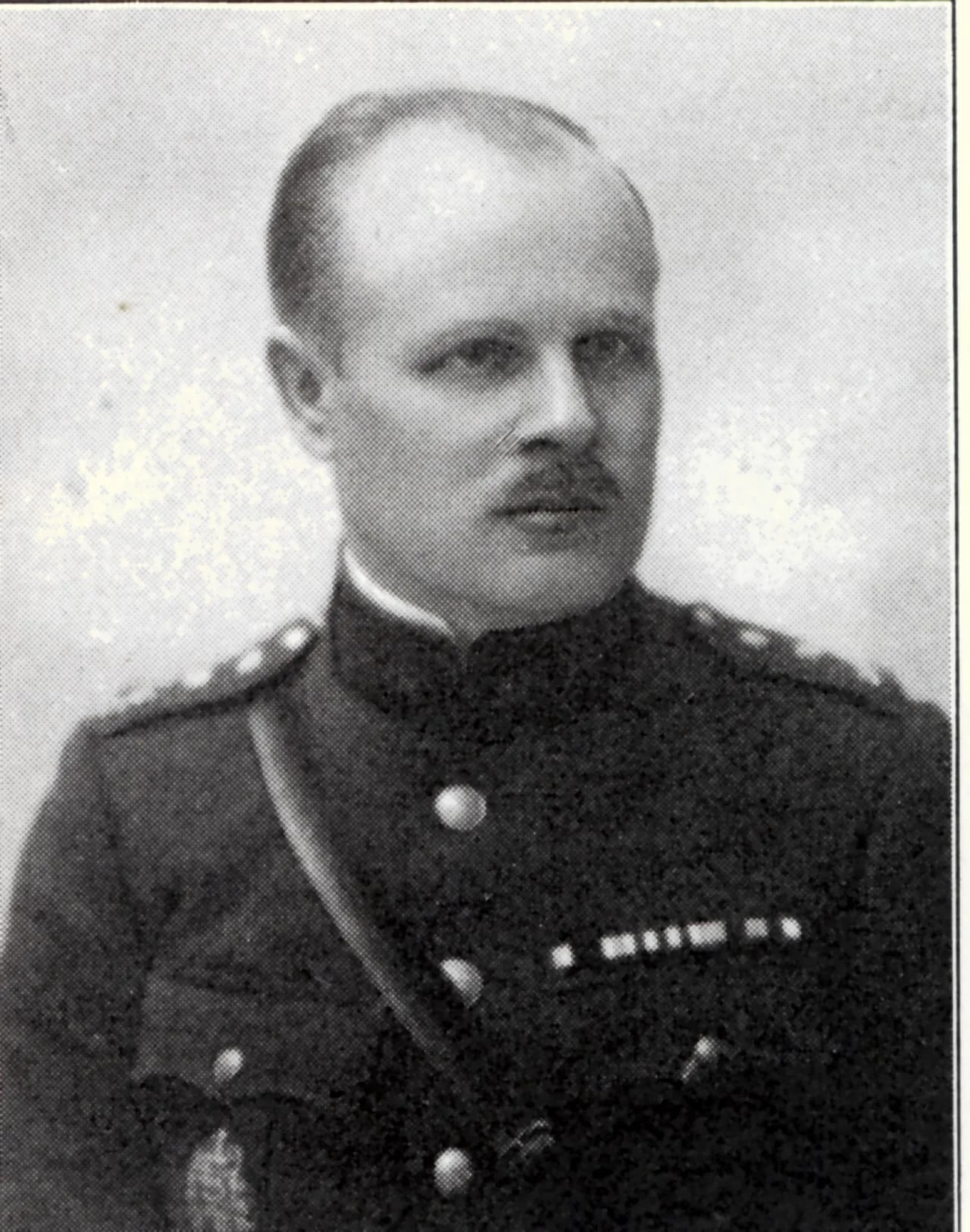 Portrait of Aleksander Jaakson (1892–1942) – memorial page