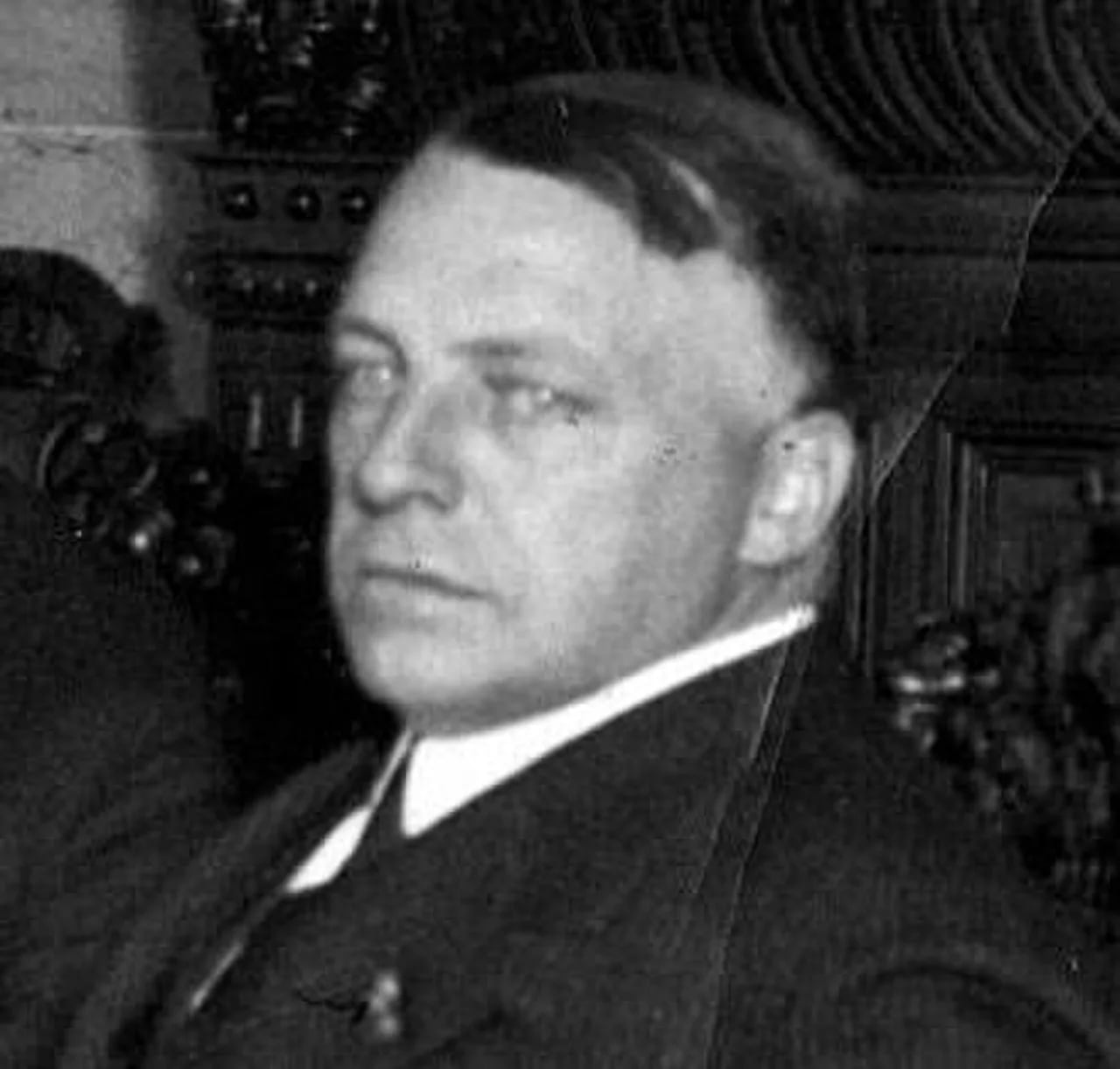Portrait of Laurentius Nicolaas Deckers (1883–1978) – memorial page