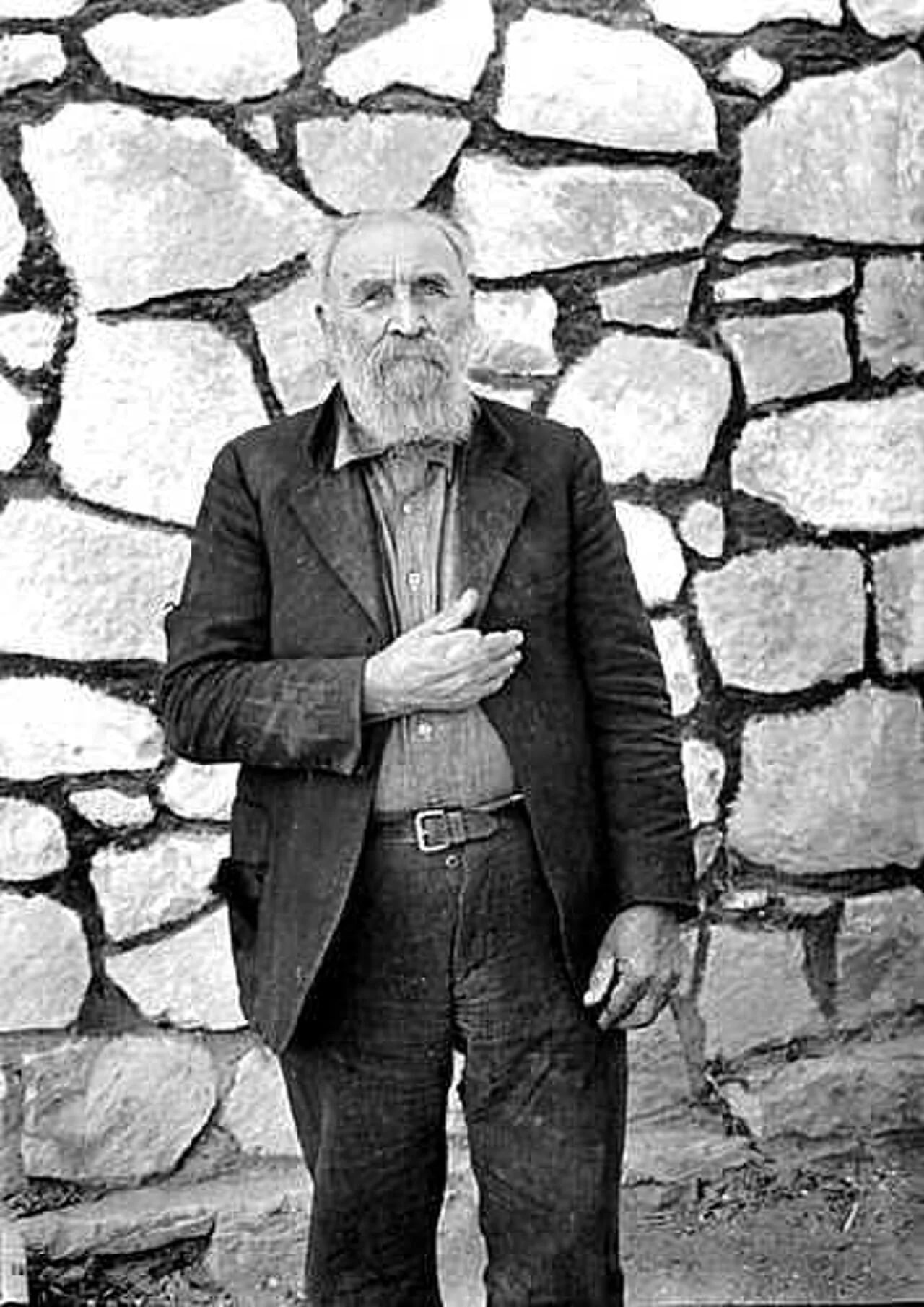 Portrait of George Coe (1856–1941) – memorial page
