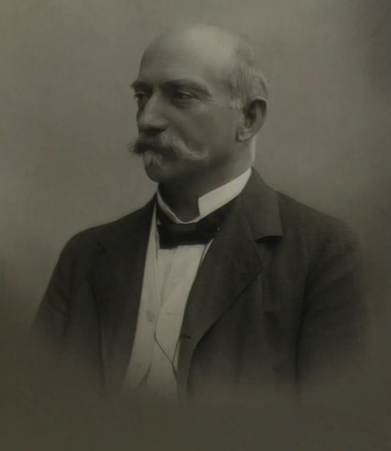 Portrait of H. Sylow (1849–1913) – memorial page