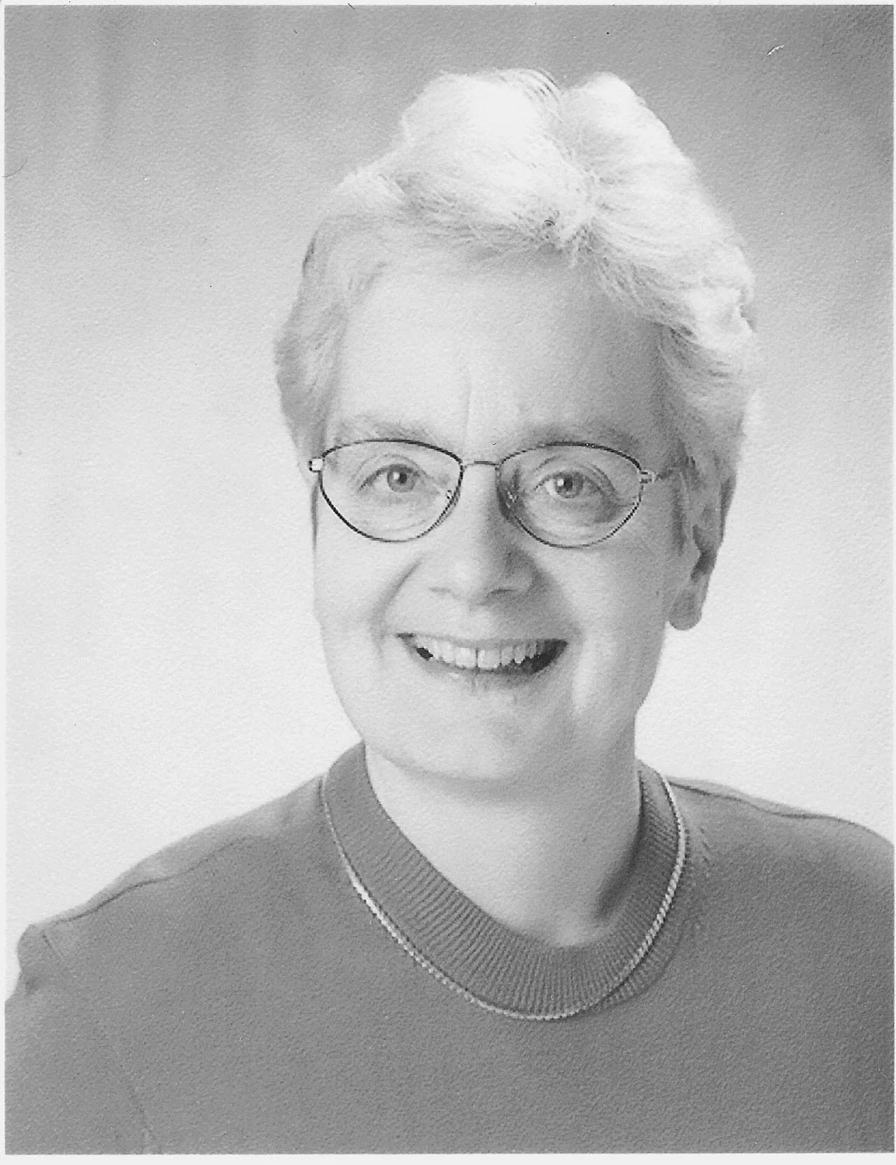 Porträt von Säde Mantere-Alhonen (1940–2014) – Gedenkseite