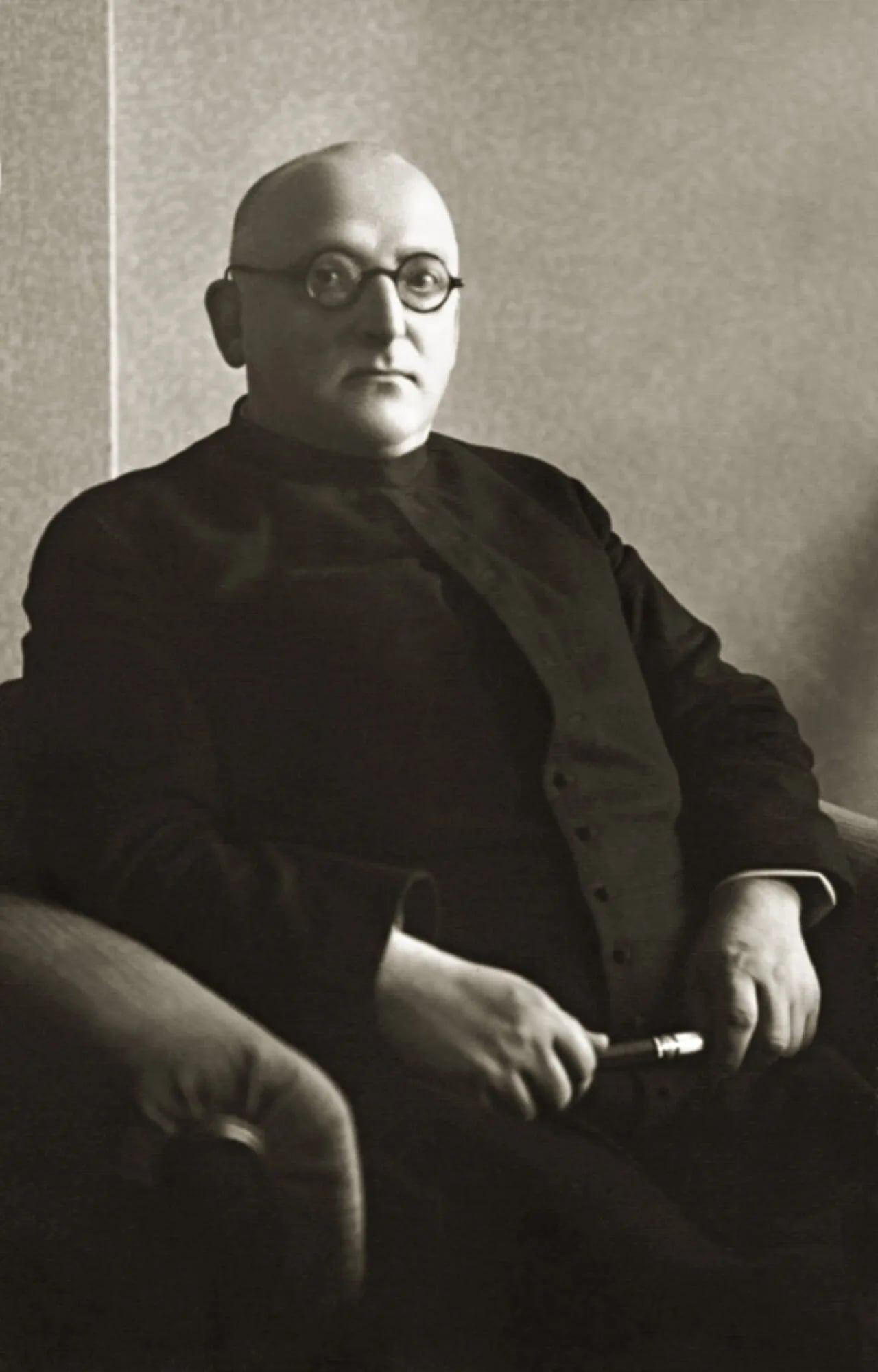 Porträt von Vladas Mironas (1880–1953) – Gedenkseite