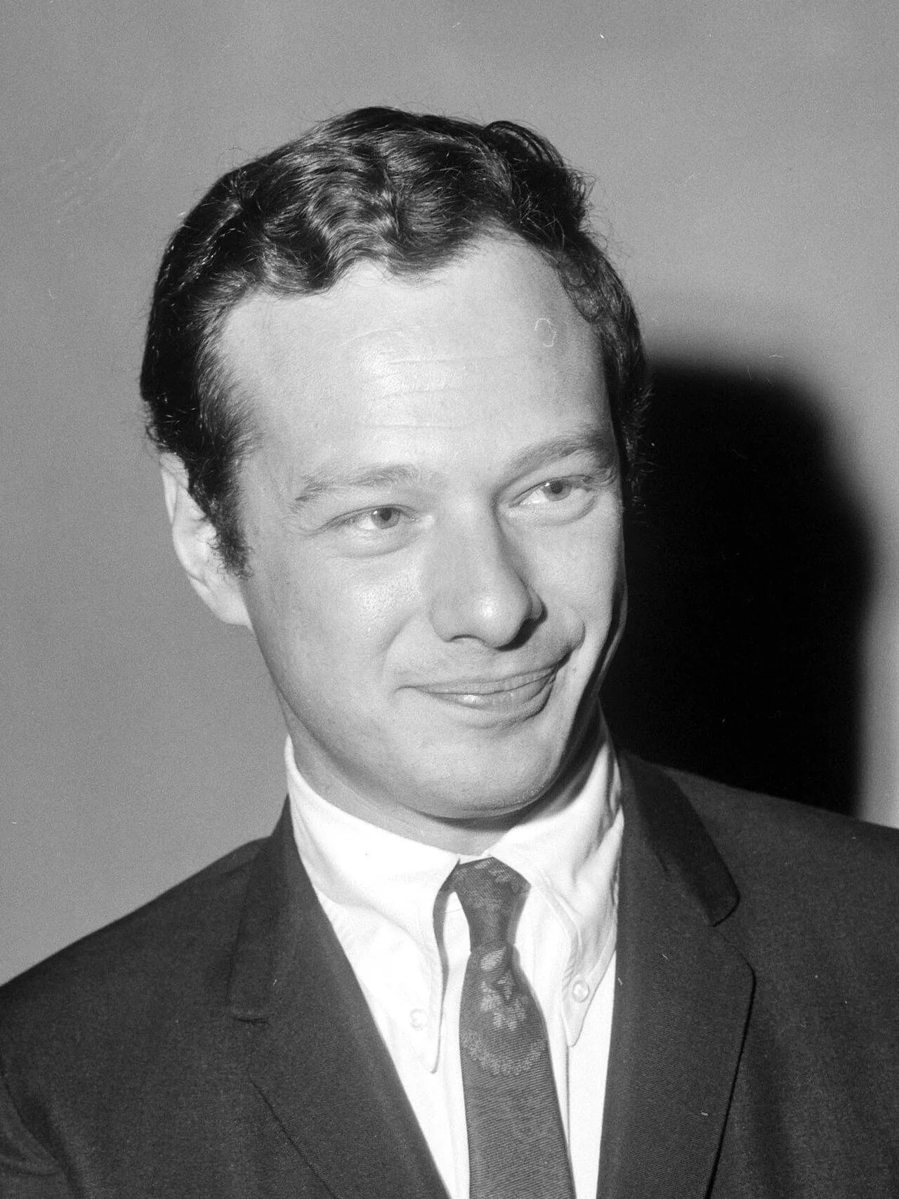 Portrait of Brian Epstein (1934–1967) – memorial page