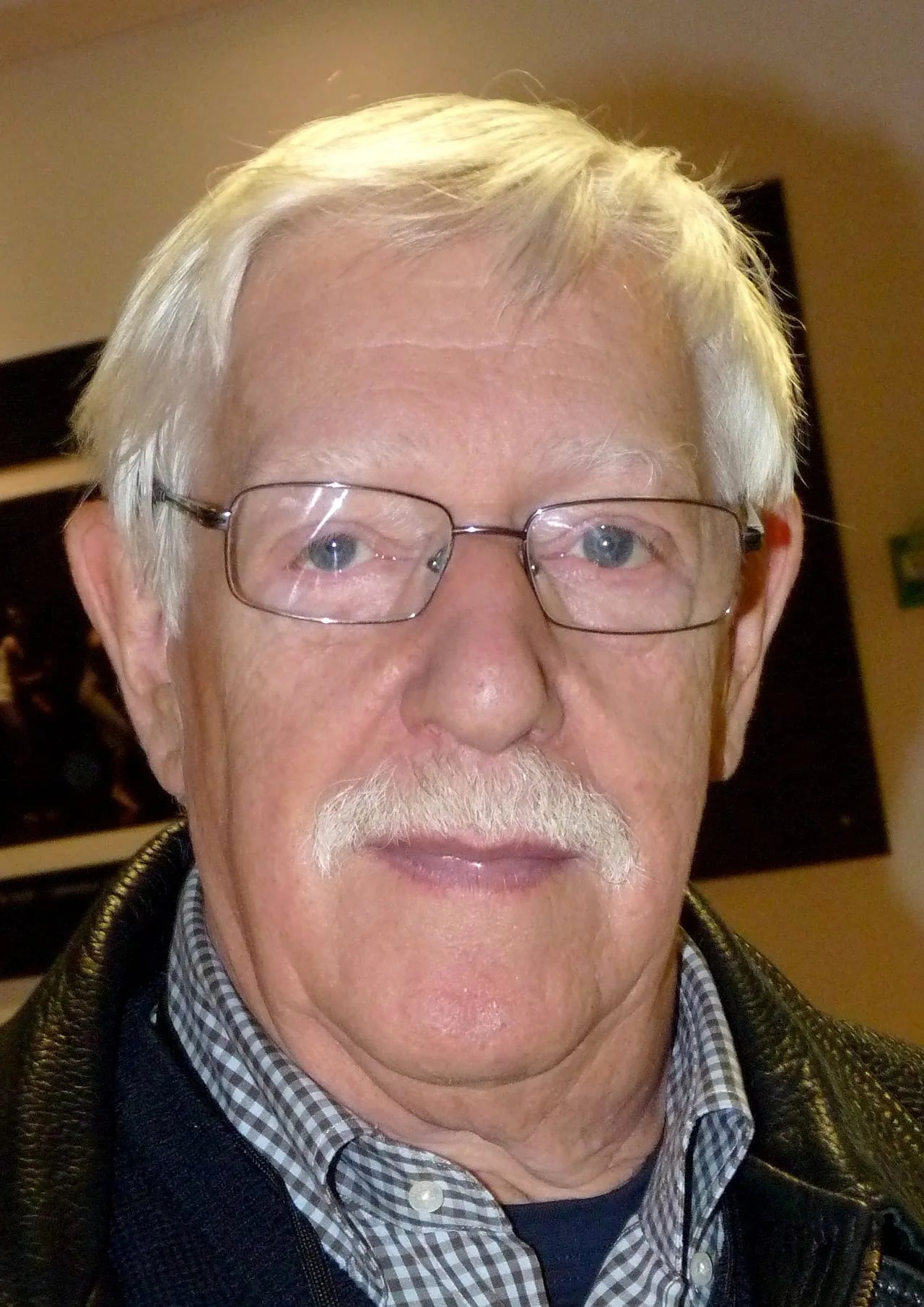 Portrait of Raoul Cauvin (1938–2021) – memorial page