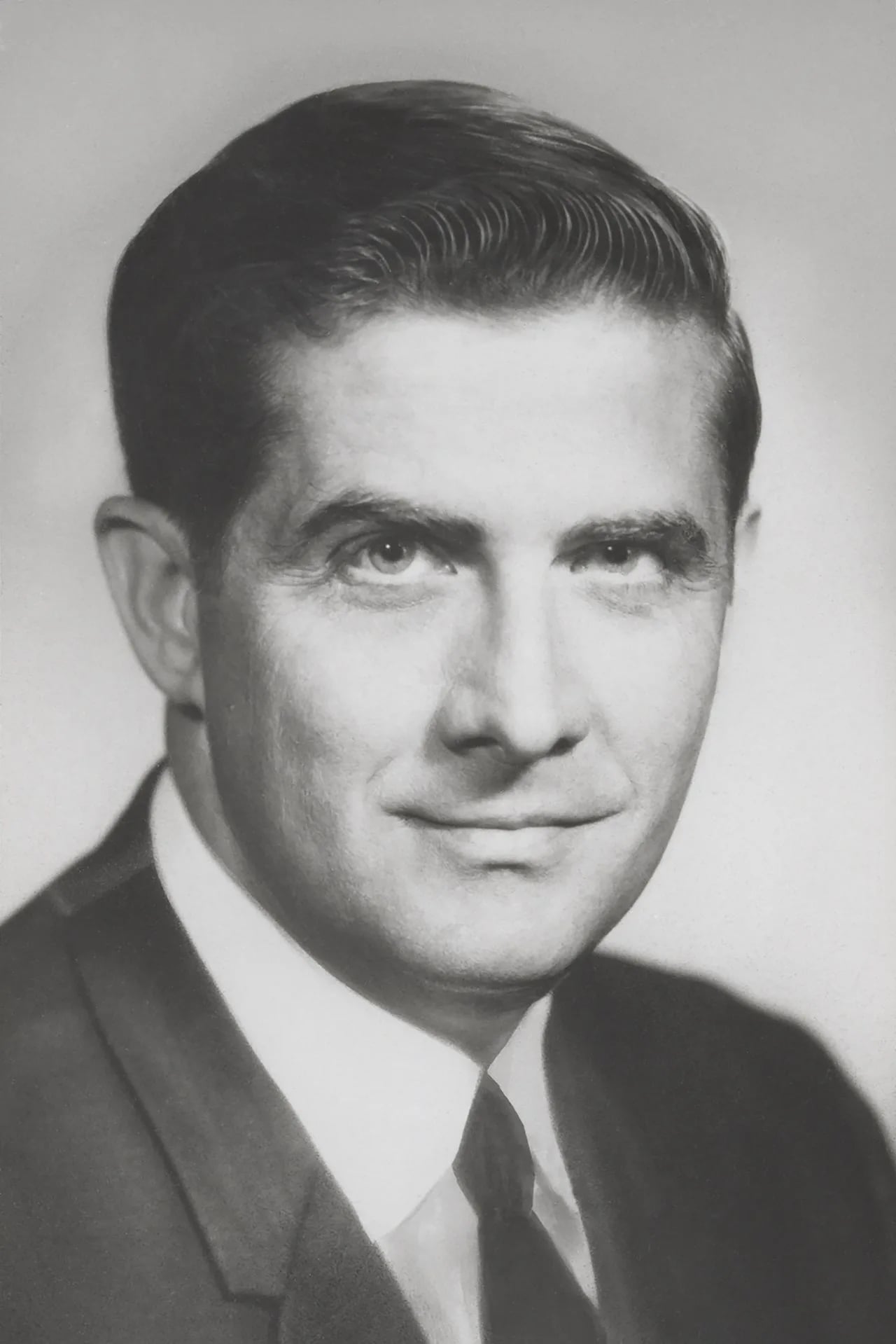 Portrait of Lawrence J. Hogan (1928–2017) – memorial page