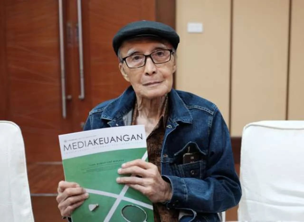 Portrait of Sapardi Djoko Damono (1940–2020) – memorial page