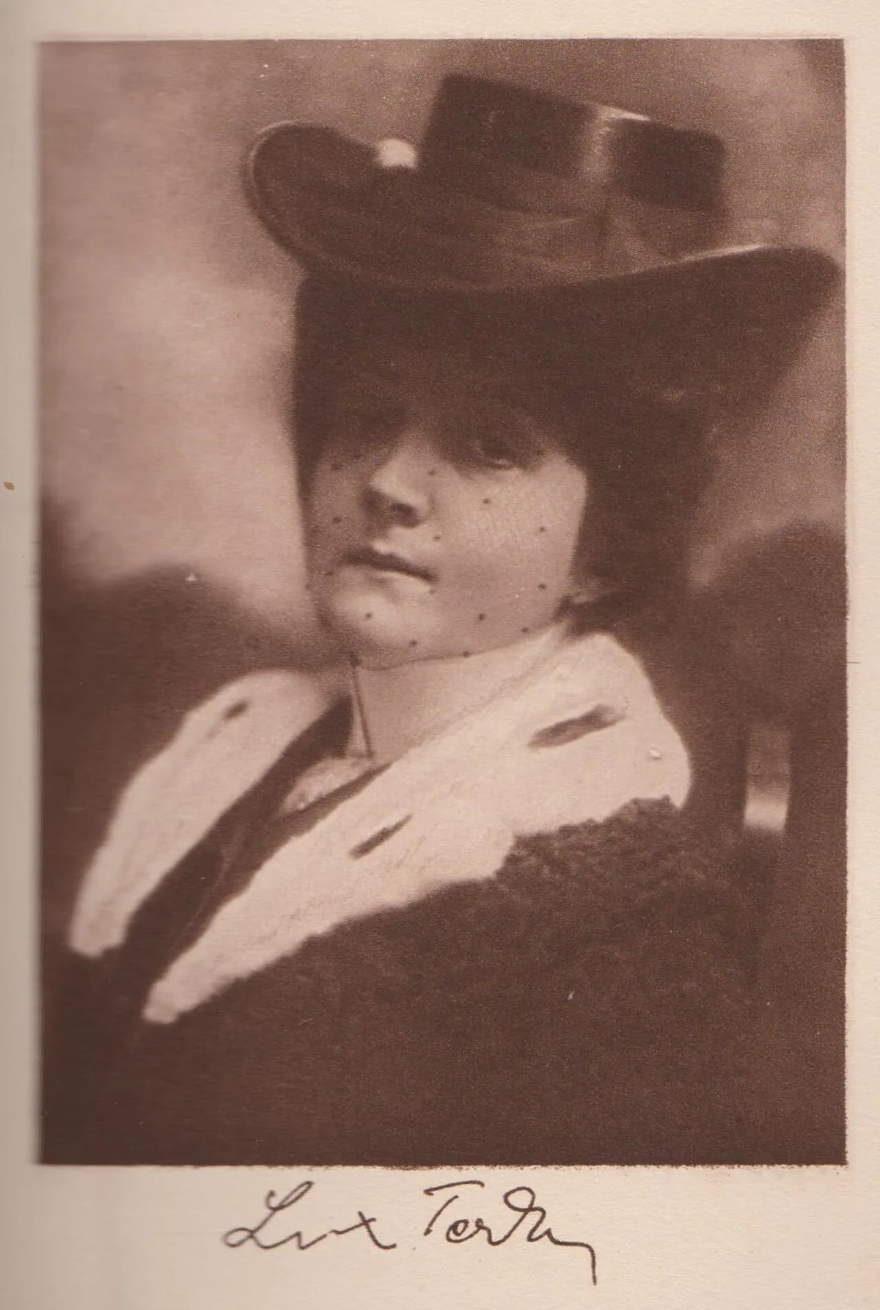 Porträt von Terka Lux (1868–1938) – Gedenkseite