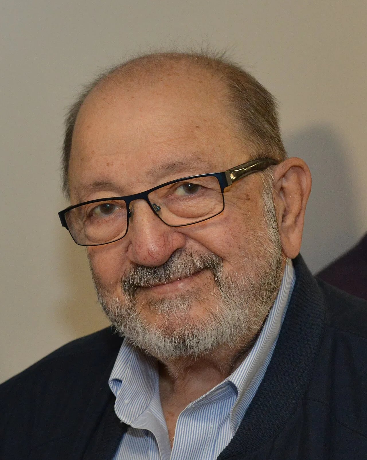 Portrait of Michael Rubinovitch (1938–2024) – memorial page