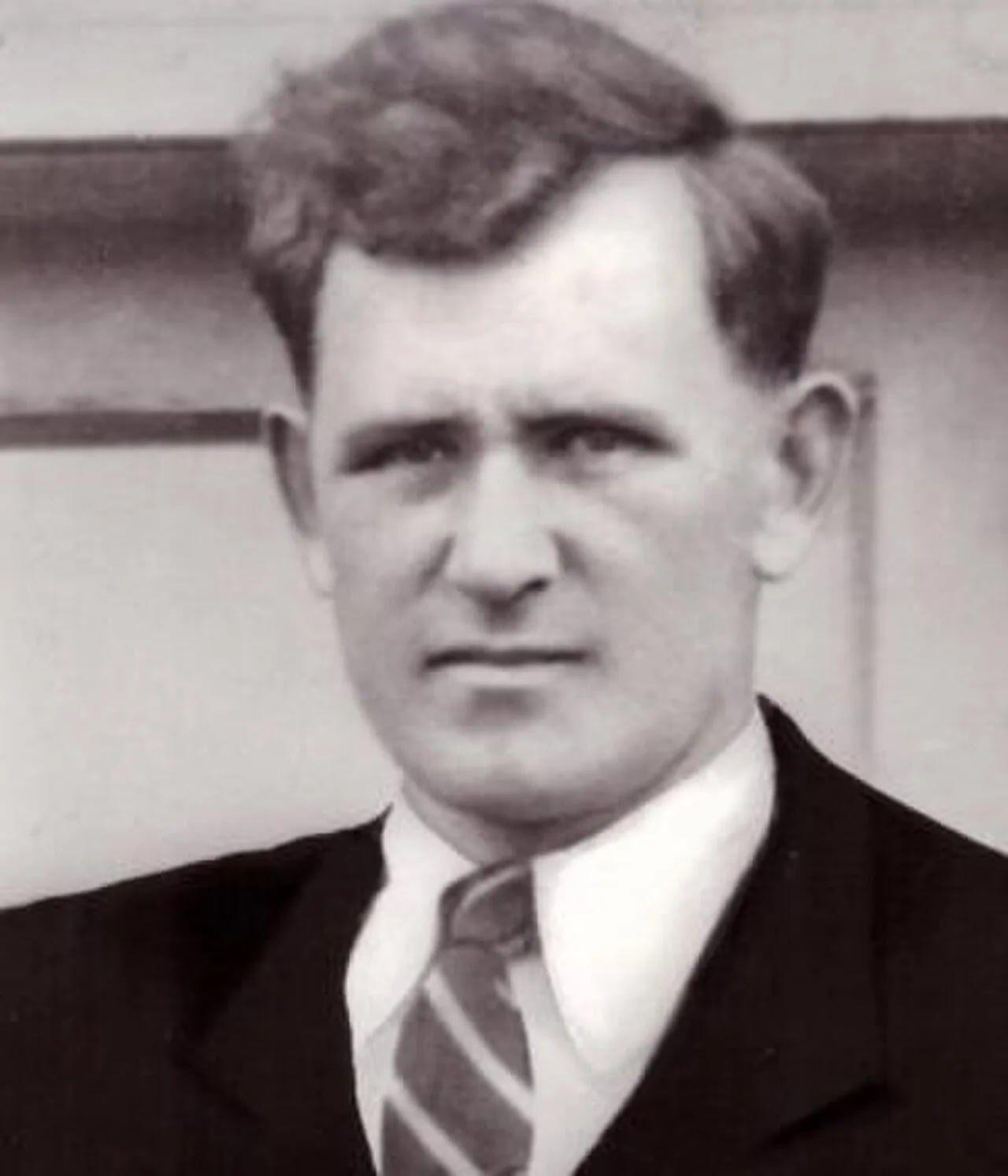 Portrait of Leonardas Grigonis (1905–1950) – memorial page