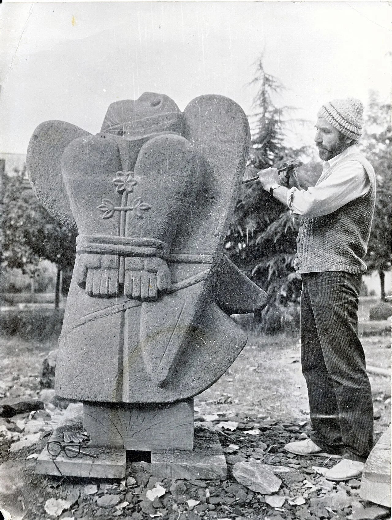 Portrait of Armen Hakobyan (1941–1990) – memorial page