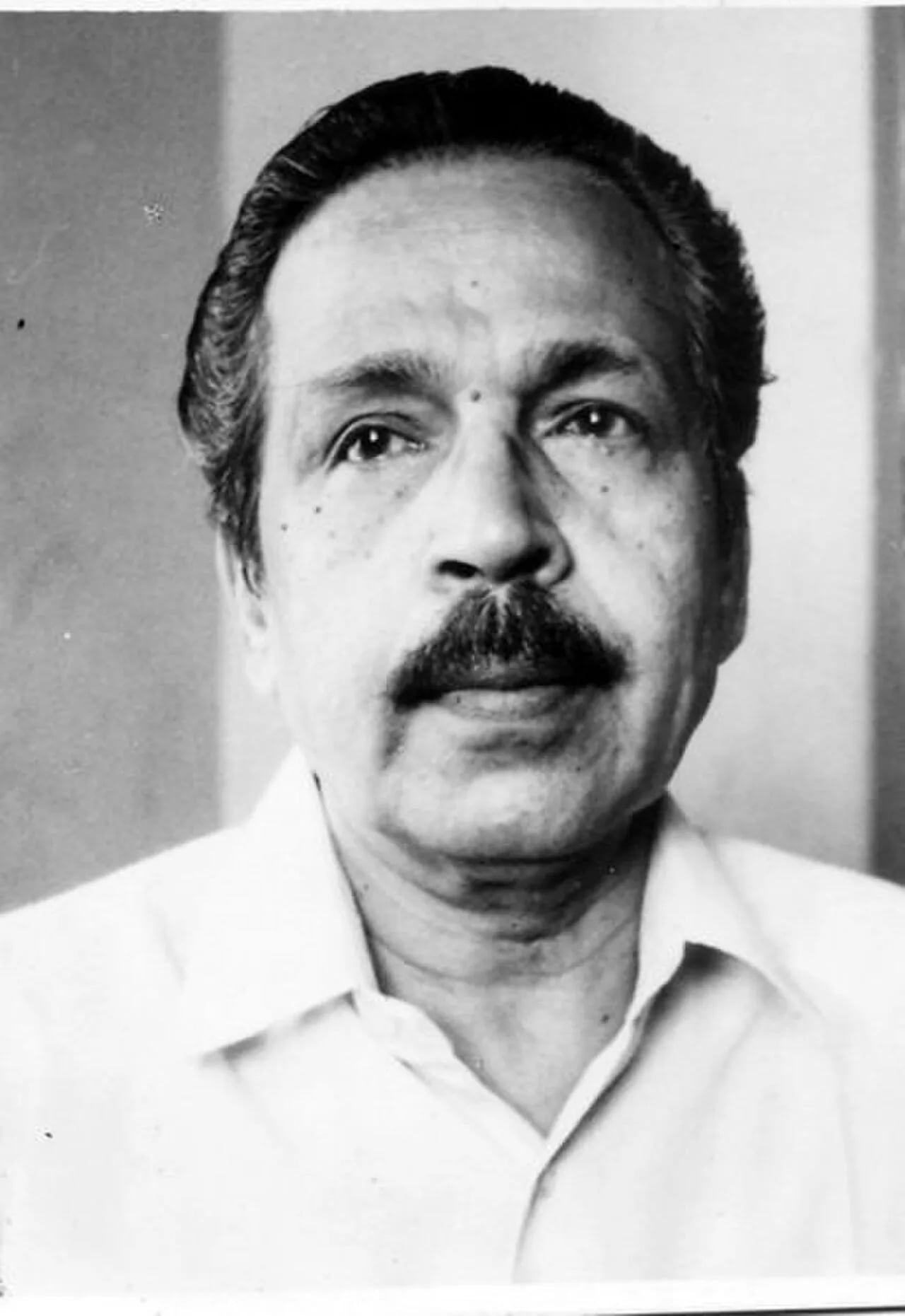 Porträt von M. Achuthan (1930–2017) – Gedenkseite