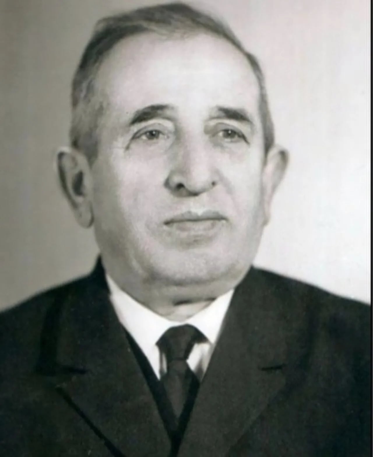 Portrait of Məmməd Mövsümzadə (1908–1984) – memorial page
