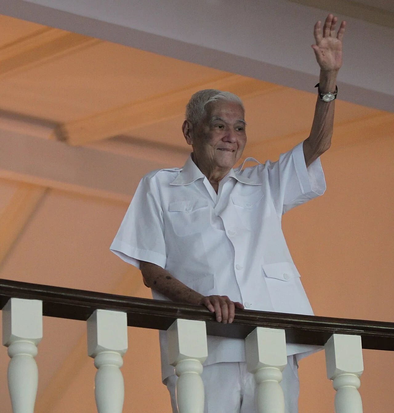 Porträt von Benjamín Romuáldez (1930–2012) – Gedenkseite