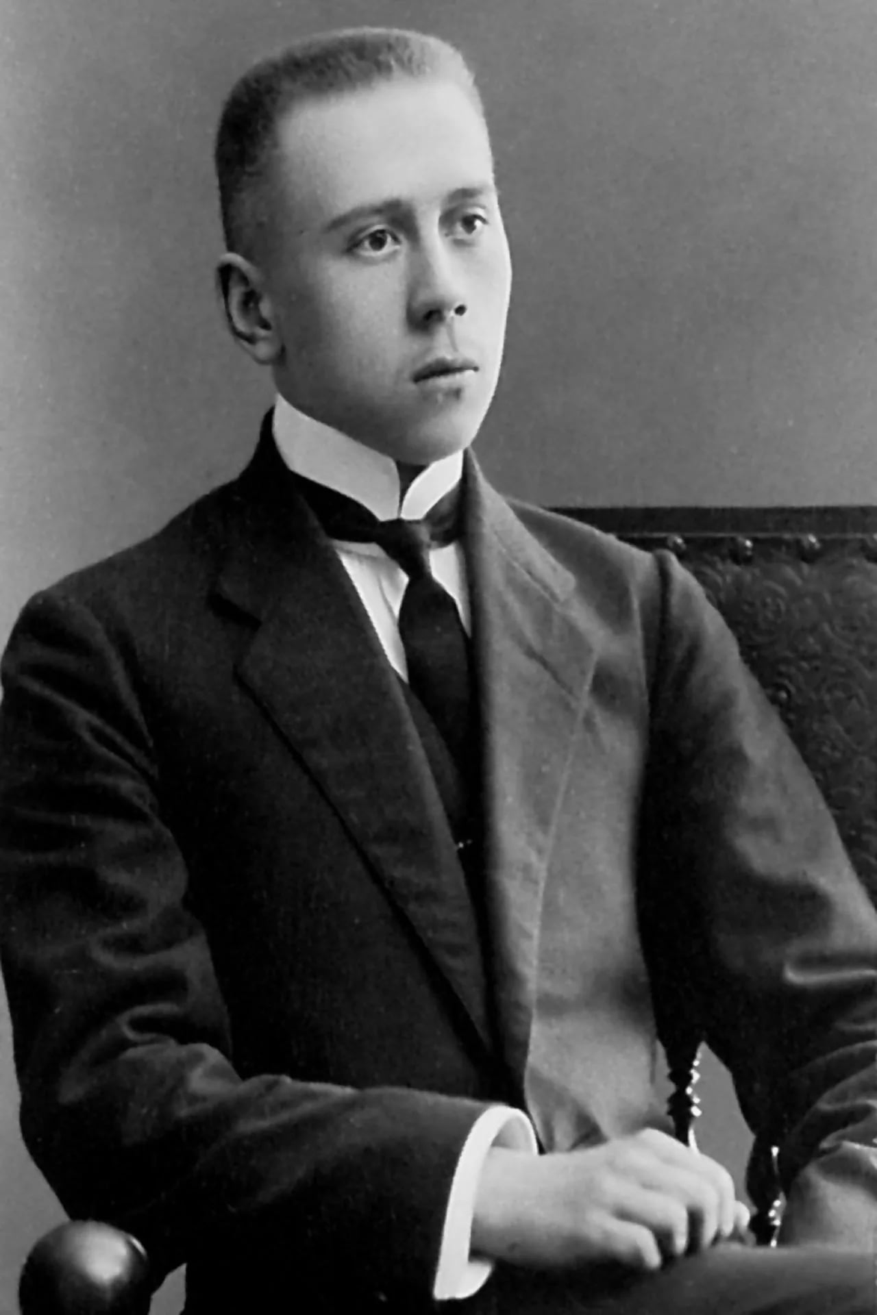Portrait of Leo Sheljuzhko (1890–1969) – memorial page