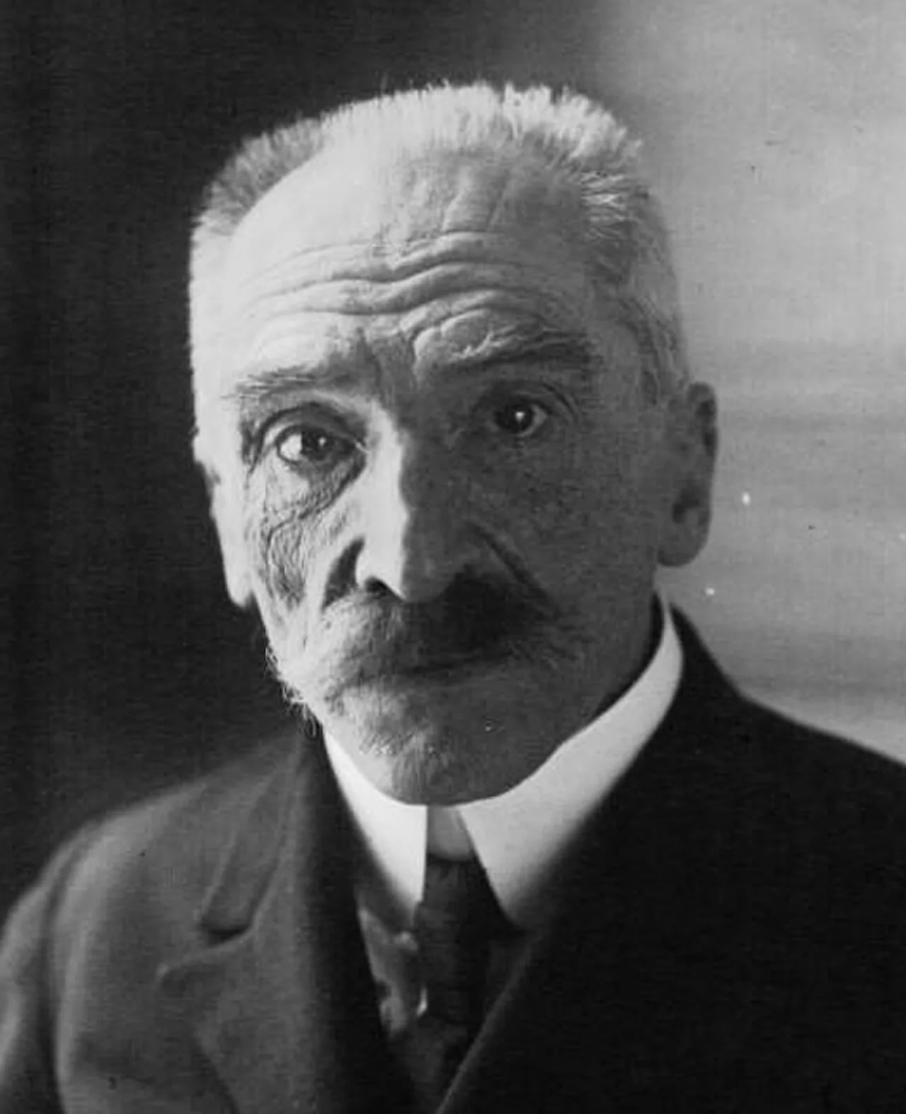 Portrait of Édouard Estaunié (1862–1942) – memorial page