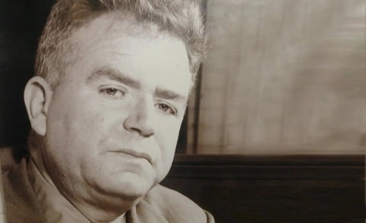 Portrait of Mohamed Yalaoui (1929–2015) – memorial page