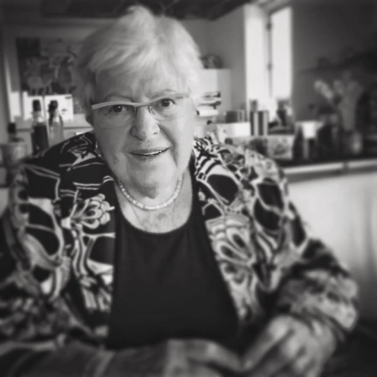 Porträt von Wil Velders-Vlasblom (1930–2019) – Gedenkseite