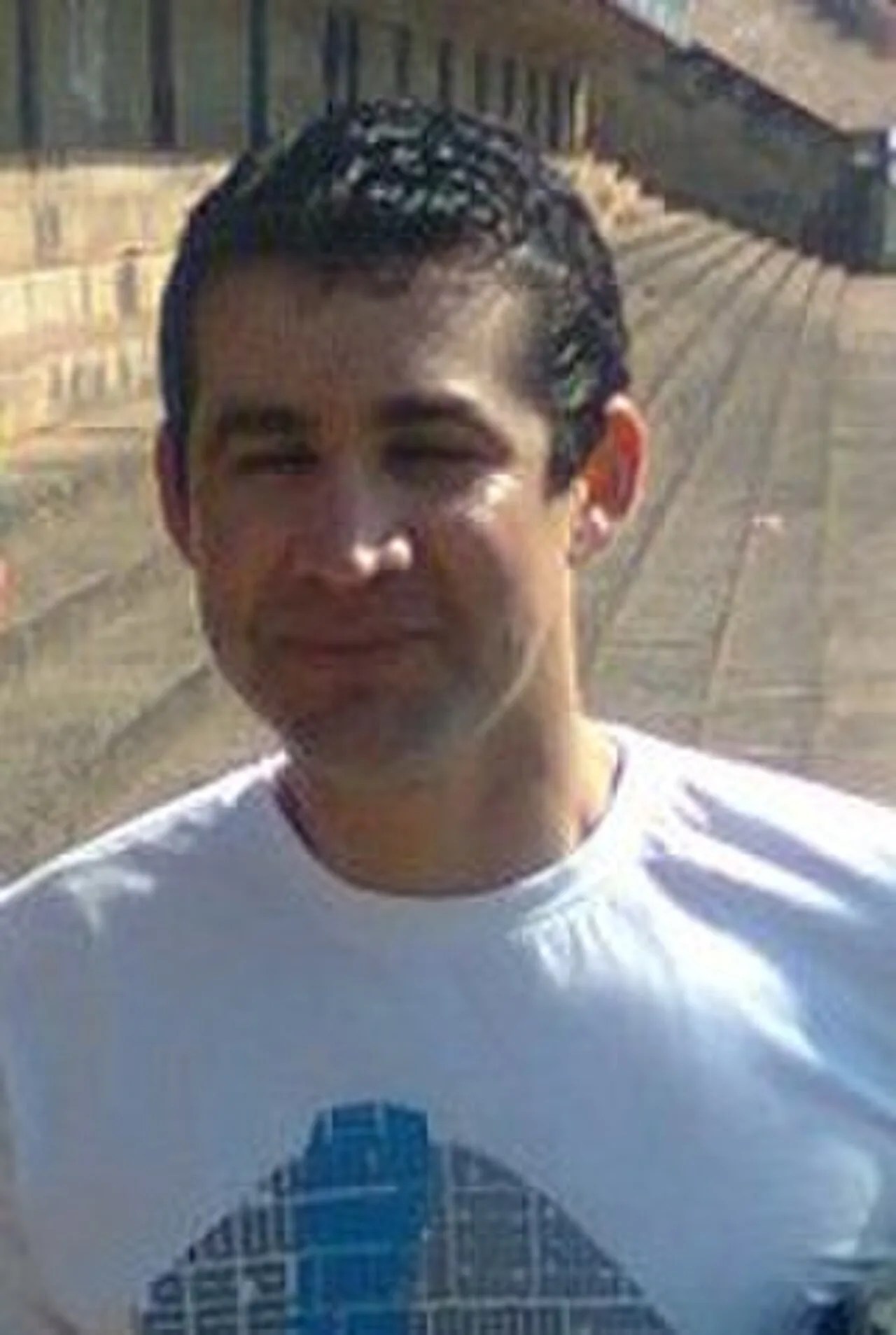 Porträt von Edgar Robles (1977–2016) – Gedenkseite