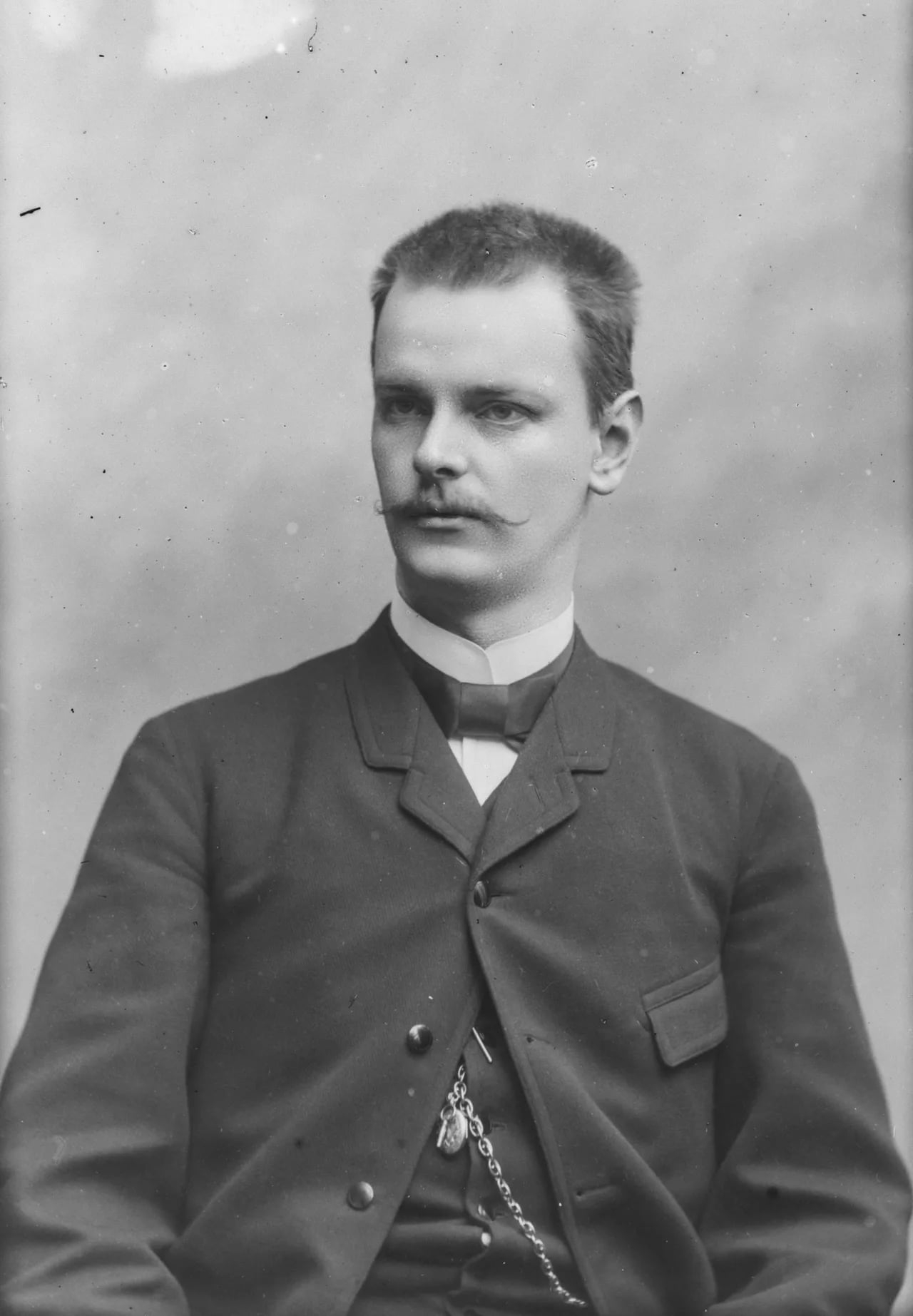 Porträt von Anders Yngve Grevillius (1864–1925) – Gedenkseite