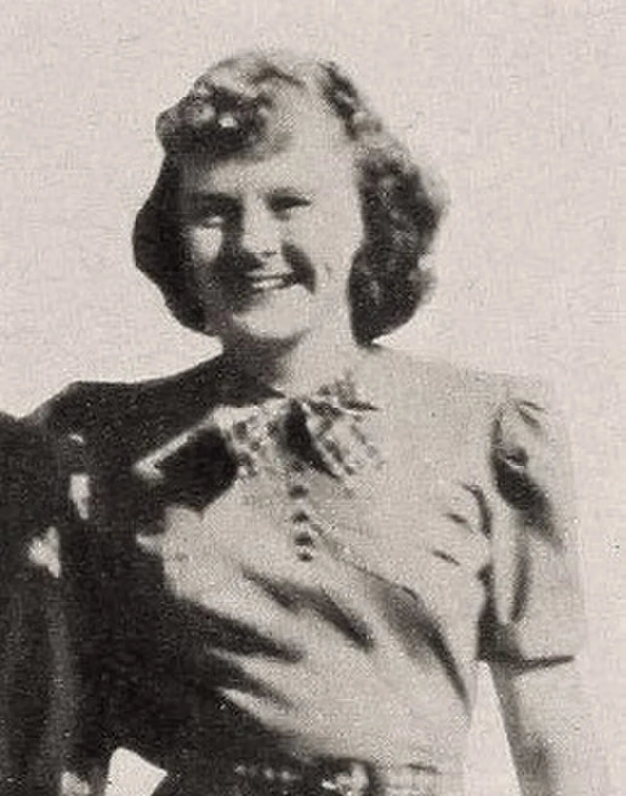 Porträt von June Carlson (1924–1996) – Gedenkseite
