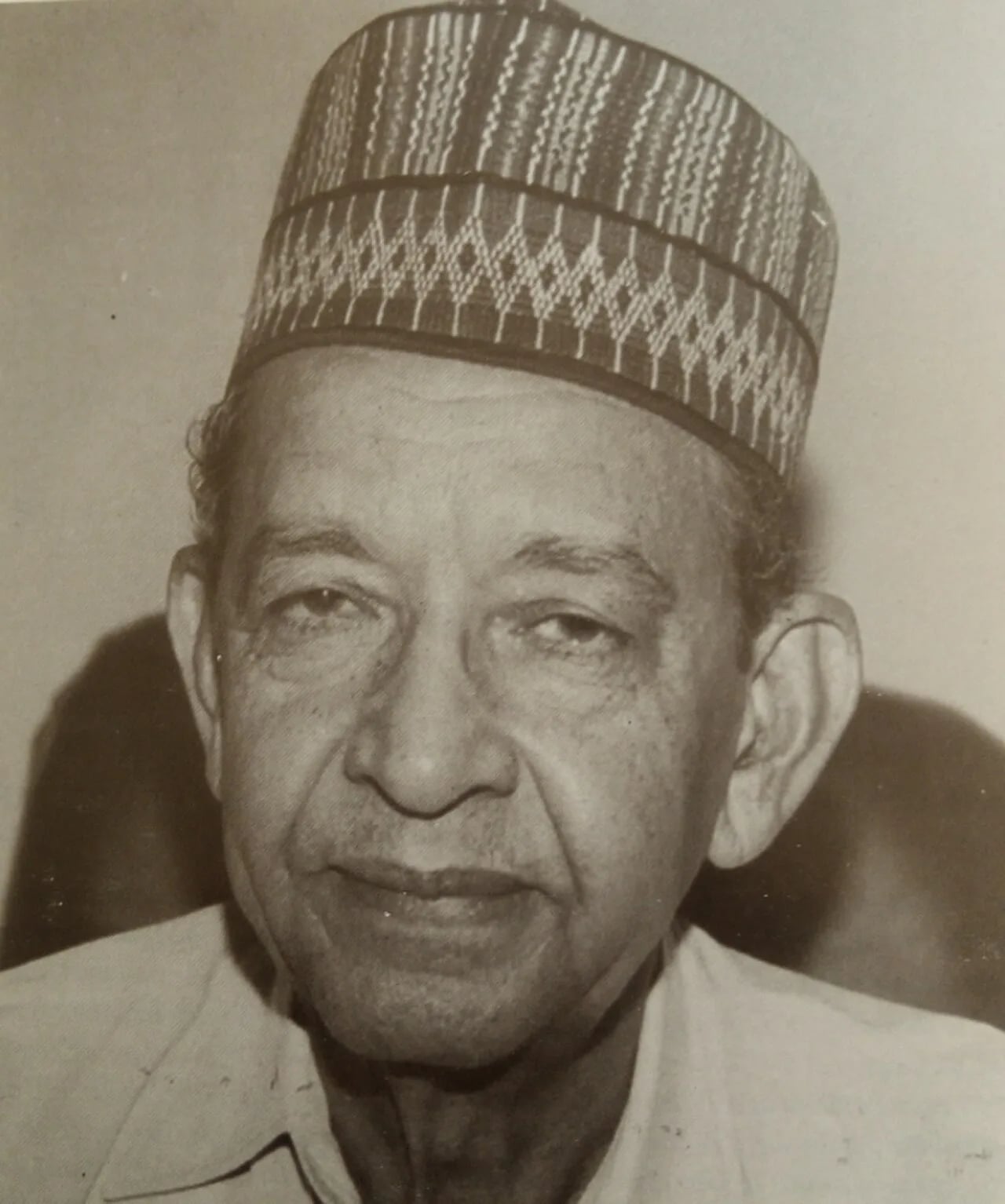 Porträt von Umaru Shehu (1930–2023) – Gedenkseite