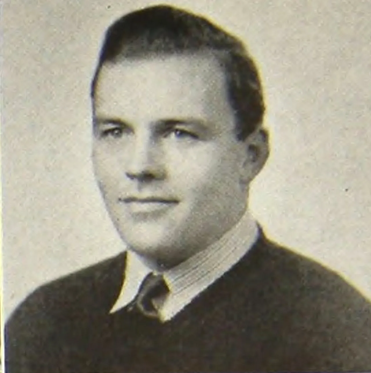 Portrait of Paul Mitchell (1920–2017) – memorial page