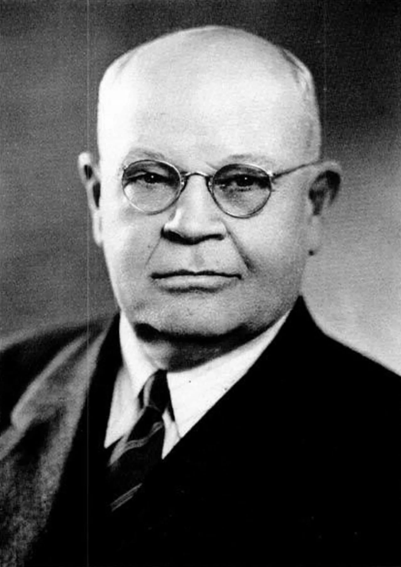Porträt von June C. Smith (1876–1947) – Gedenkseite