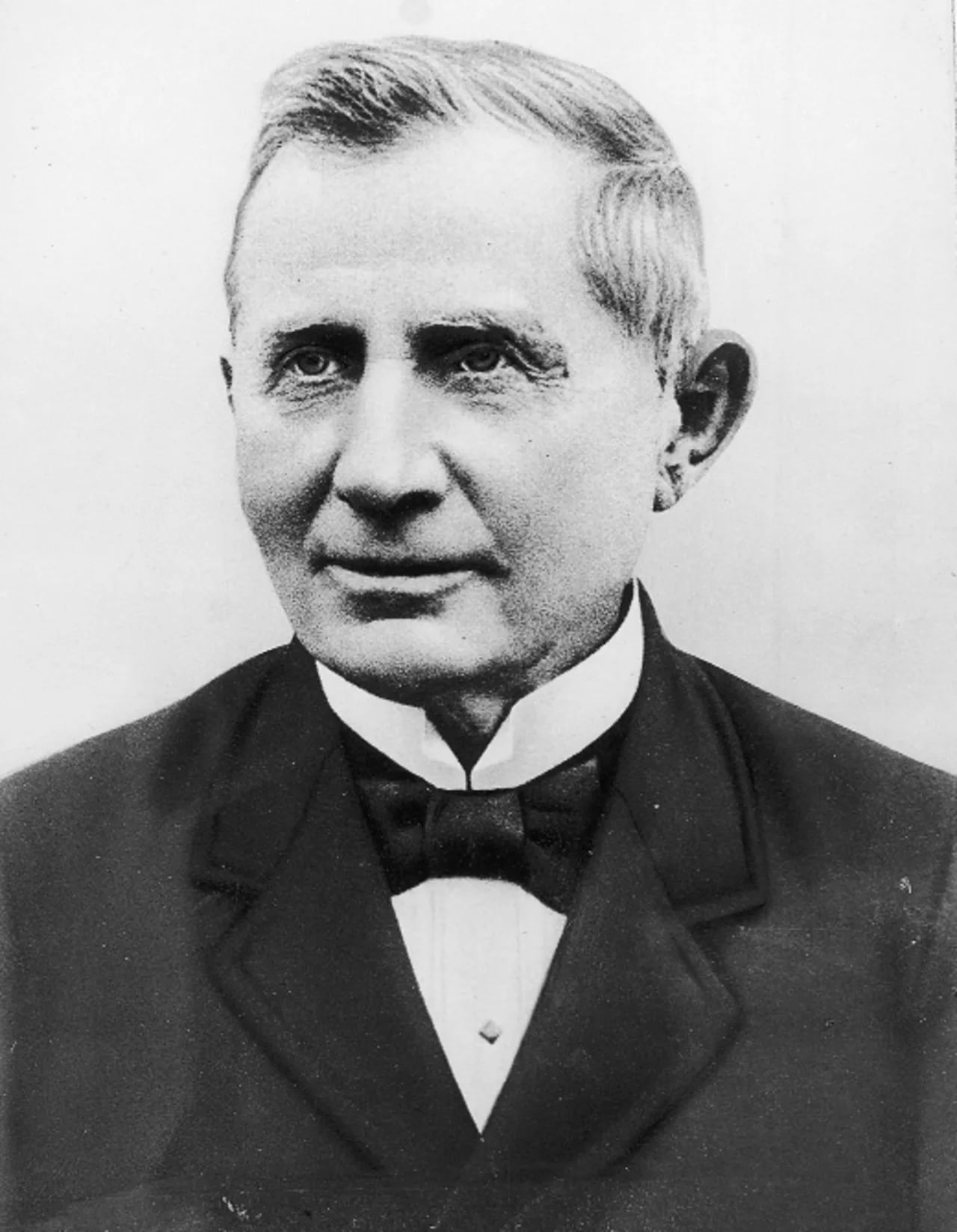 Portrait of Ludwig Ingwer Nommensen (1834–1918) – memorial page