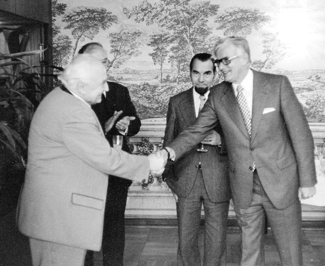 Porträt von Ernst Lutterbeck (1922–2000) – Gedenkseite