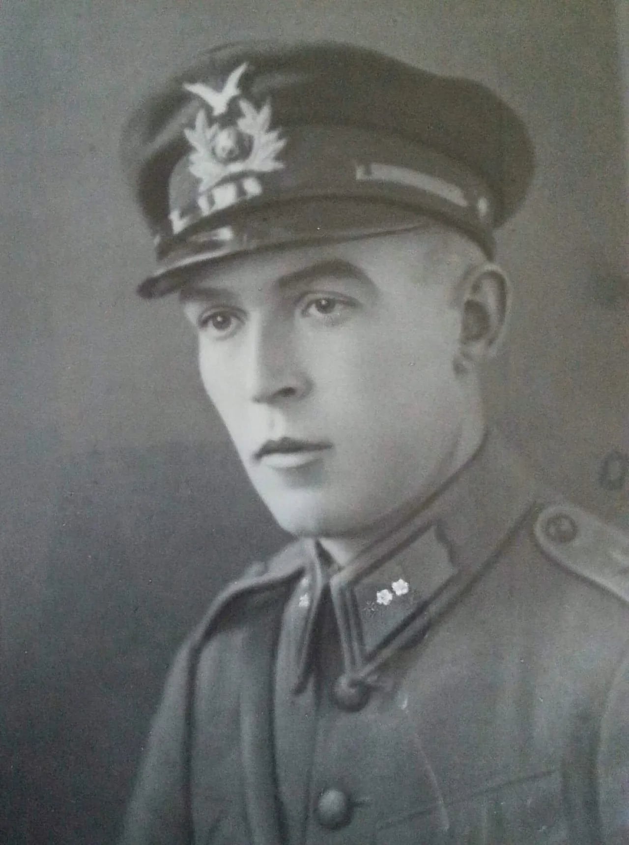 Portrait of Pentti Tevä (1907–1940) – memorial page