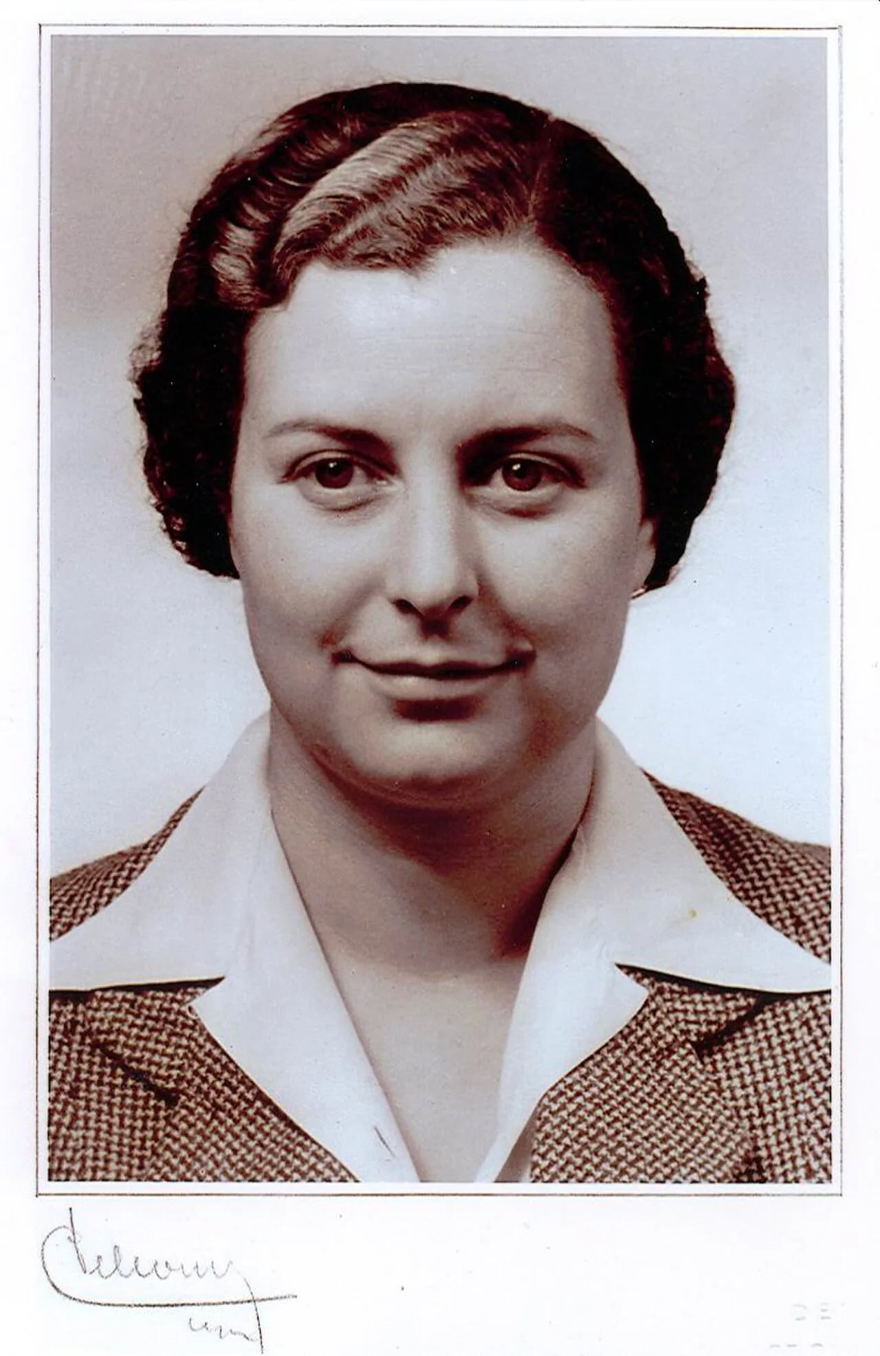 Porträt von Ninon Haït-Weyl (1911–2007) – Gedenkseite