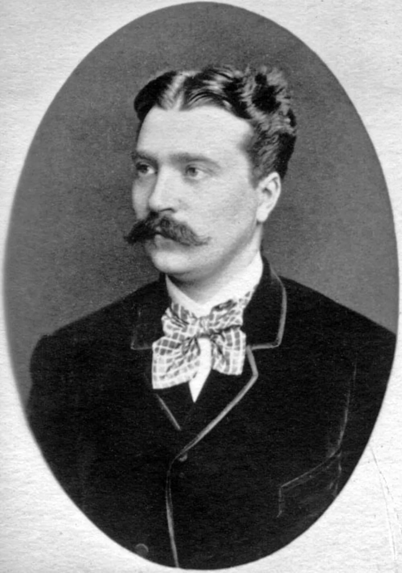 Porträt von Paul Moennich (1855–1943) – Gedenkseite