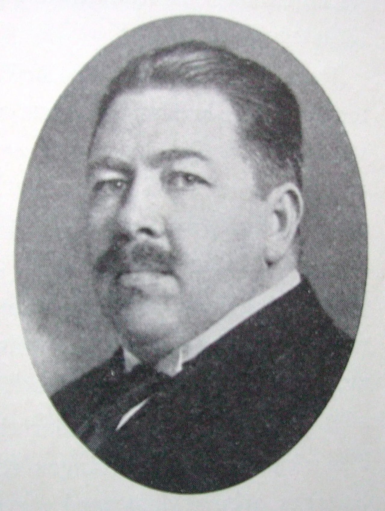 Porträt von Carl Svensson (1879–1938) – Gedenkseite