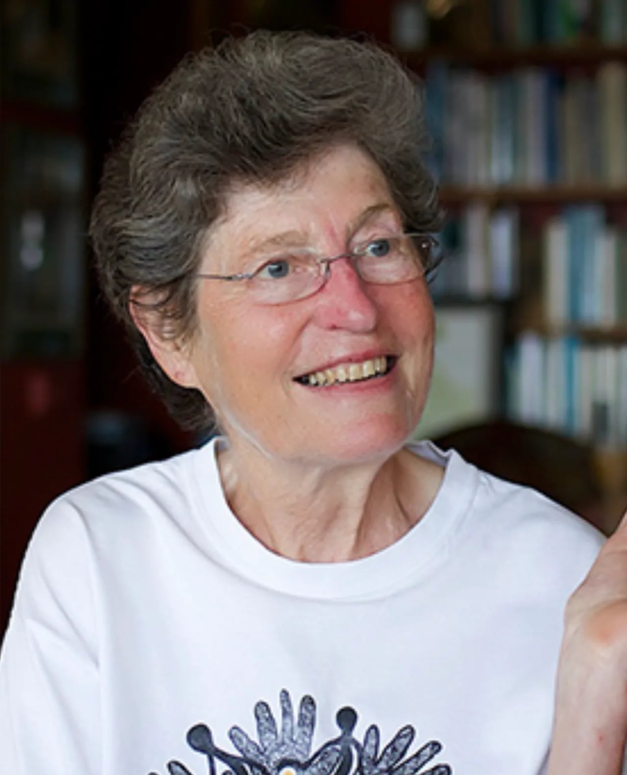 Portrait of Louise Crossley (1942–2015) – memorial page