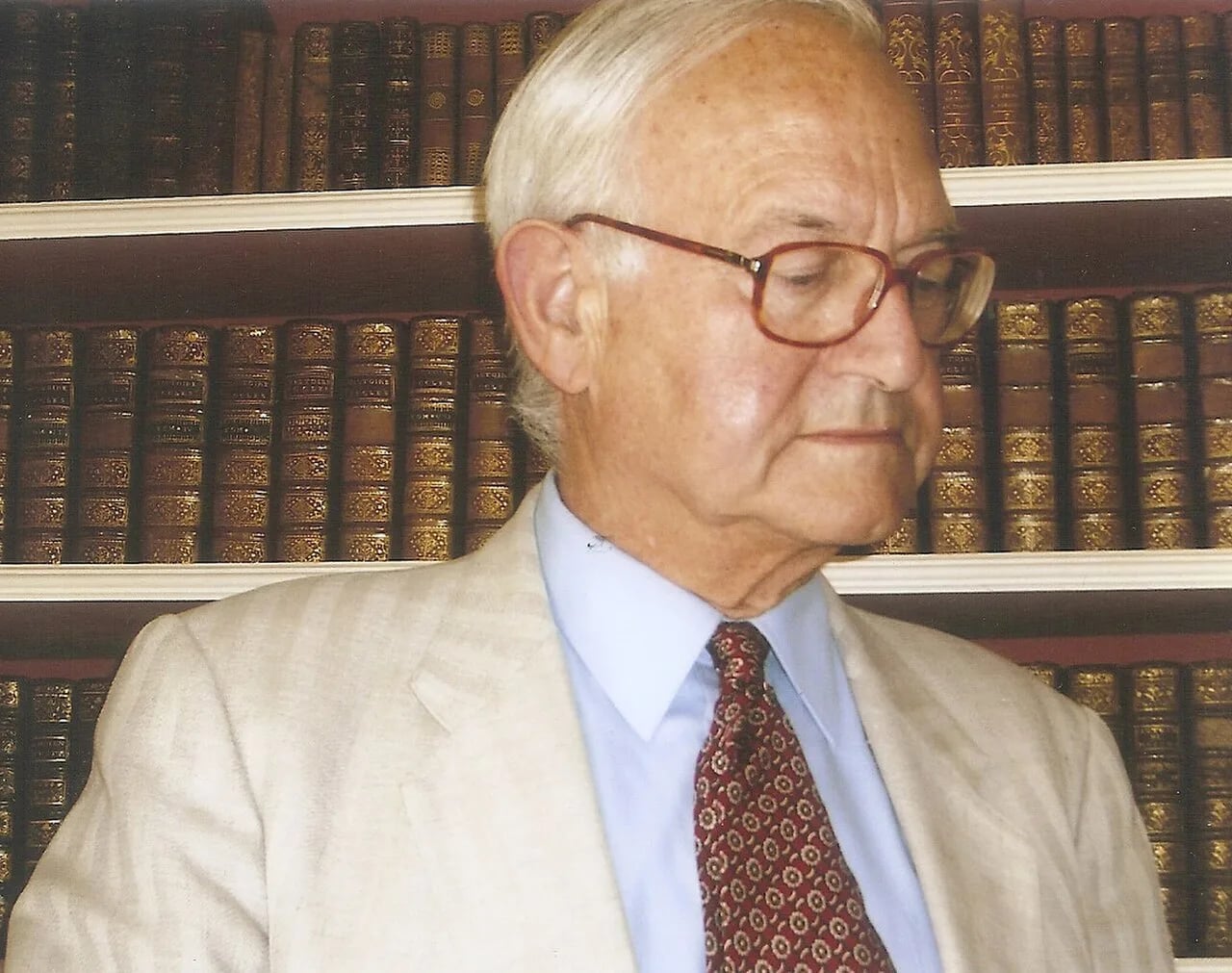 Portrait of Henri de Wailly (1934–2023) – memorial page
