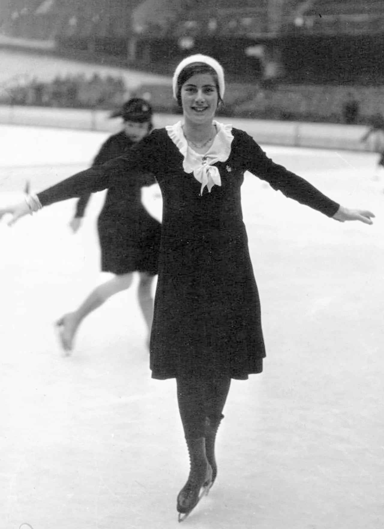Portrait of Joan Dix (1918–1991) – memorial page