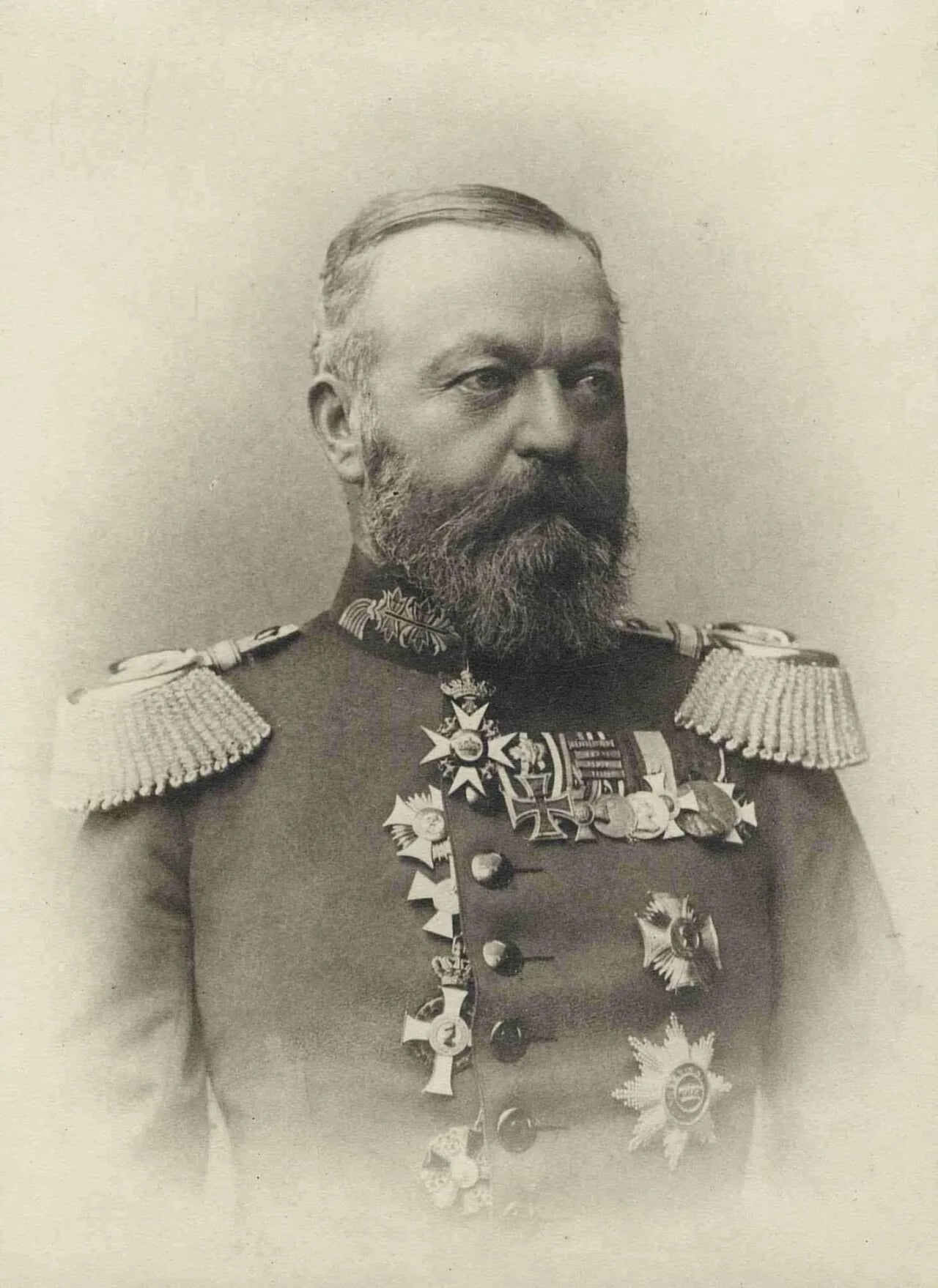 Portrait of Rudolf von Freudenberg (1851–1926) – memorial page