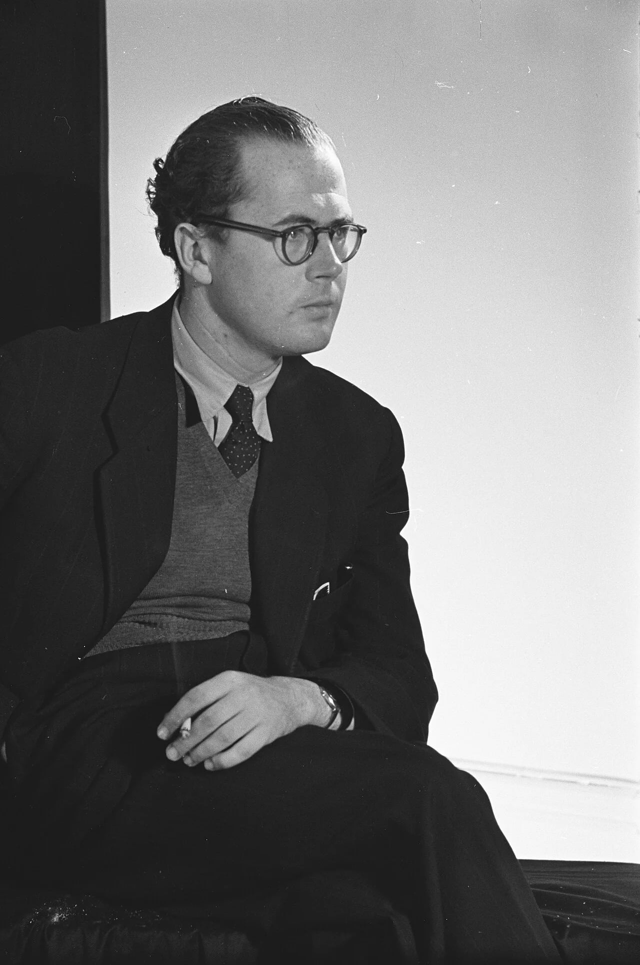 Portrait of Jan Josephus Poelhekke (1913–1985) – memorial page