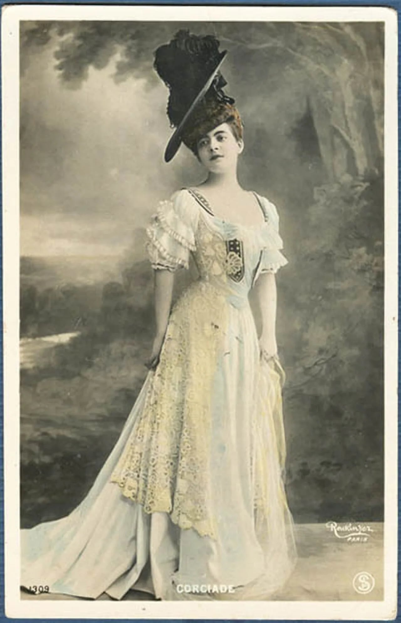 Porträt von Renée Corciade (1881–1964) – Gedenkseite