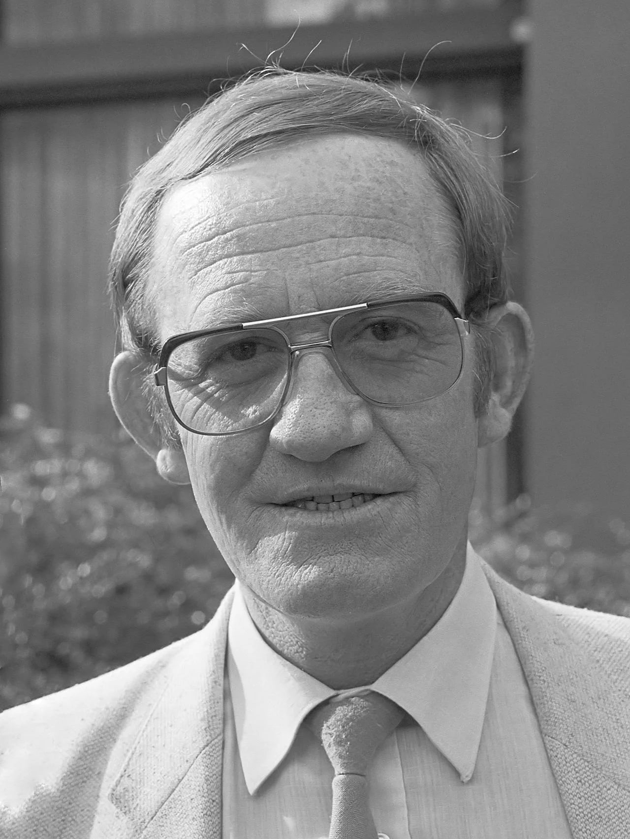 Porträt von Henk Hofstede (1937–2020) – Gedenkseite