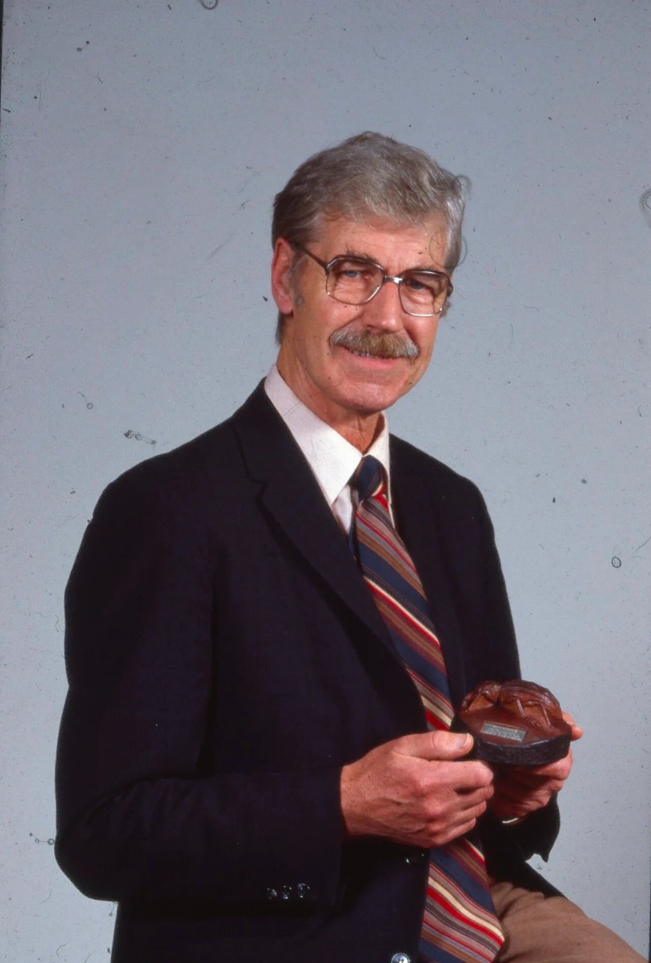 Portrait of Guillermo Kuschel (1918–2017) – memorial page