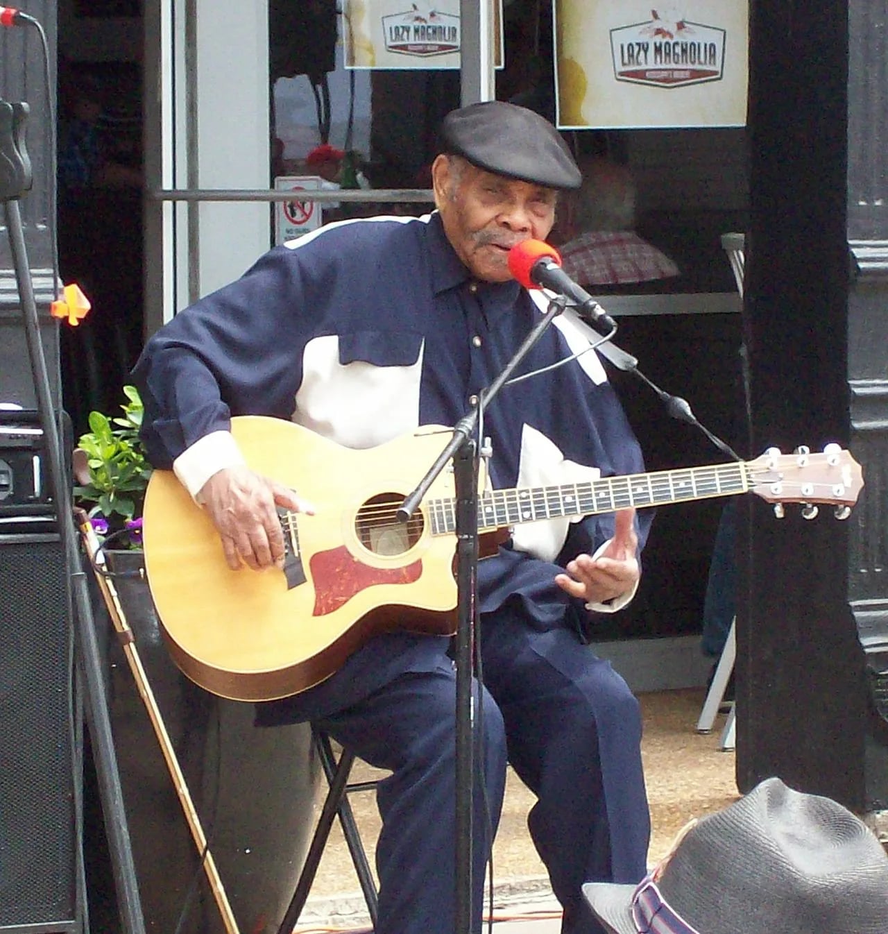 Porträt von Eddie Cusic (1926–2015) – Gedenkseite