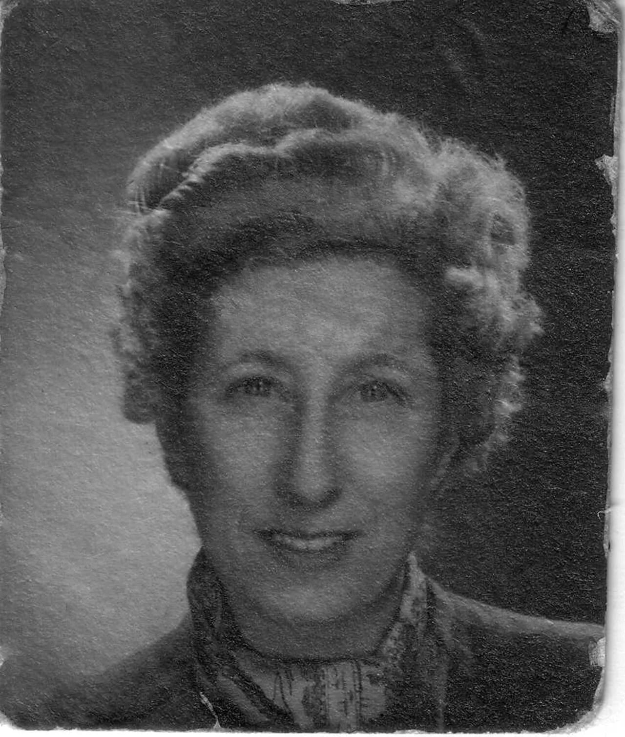 Porträt von Suzanne Peignot (1895–1993) – Gedenkseite